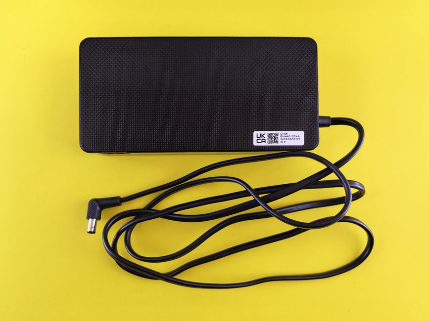 Laptop Adaptörü Isınıyorsa Normal mi? Güvenli Kullanım ve Risk İşaretleri