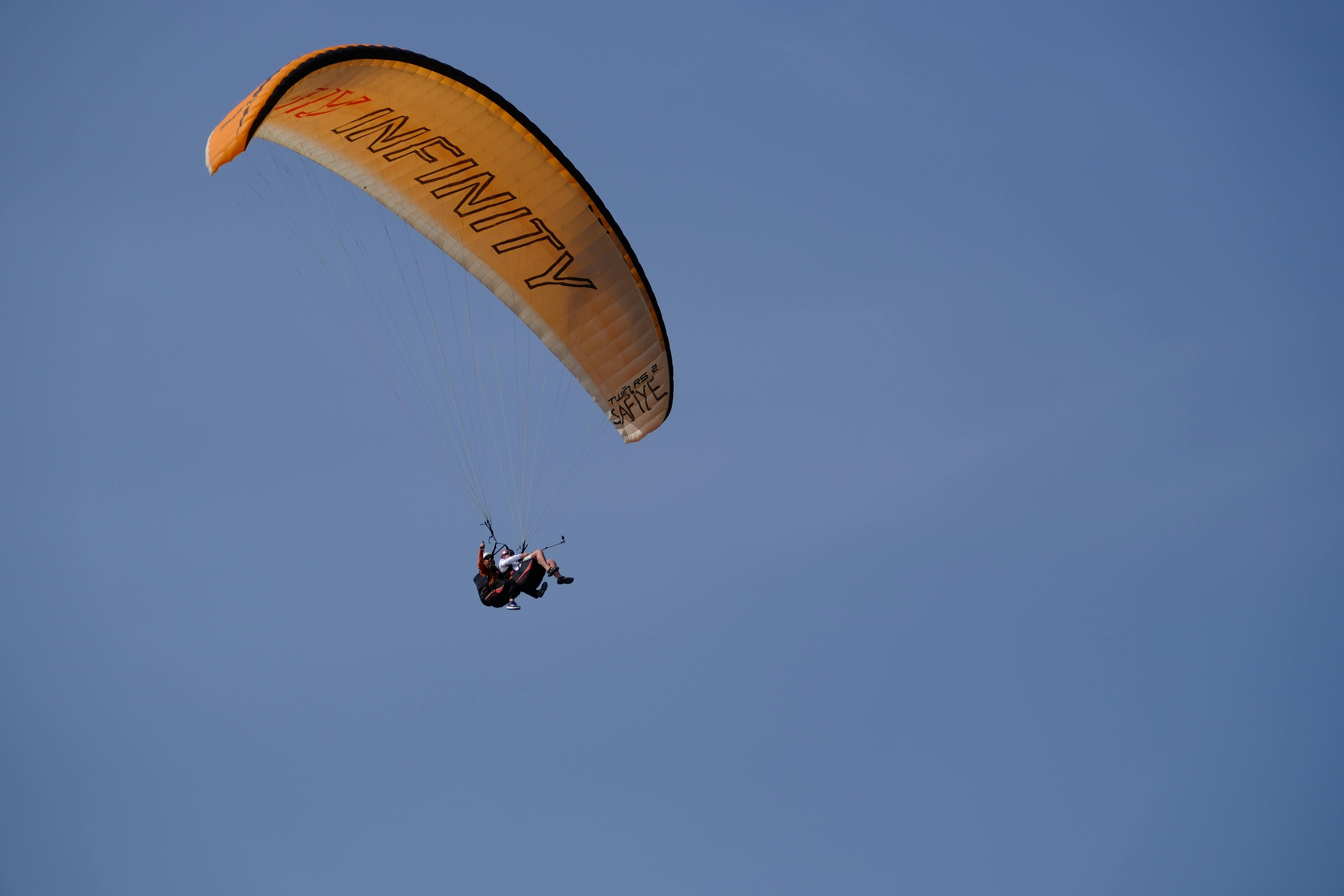 Paragliding Over Lake Garda: First-Timer's Guide