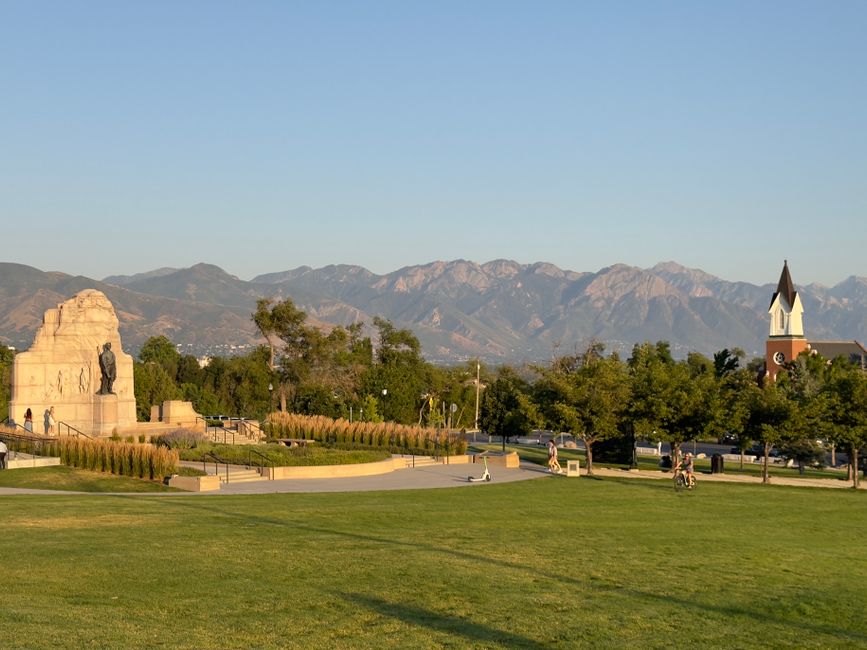 Scenic Salt Lake City park with mountains in the background, ideal for outdoor events