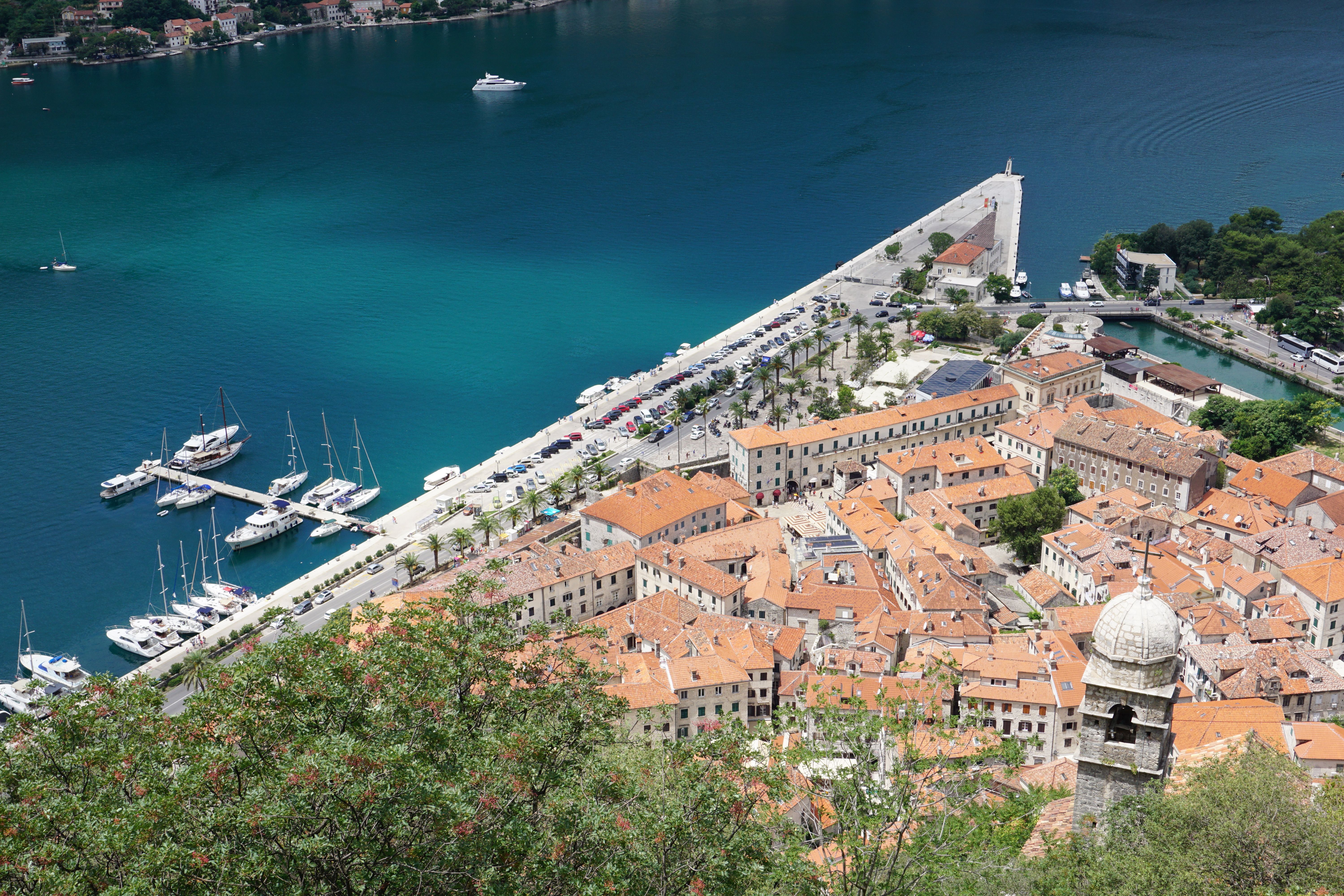 Montenegro Küste mit Meerblick