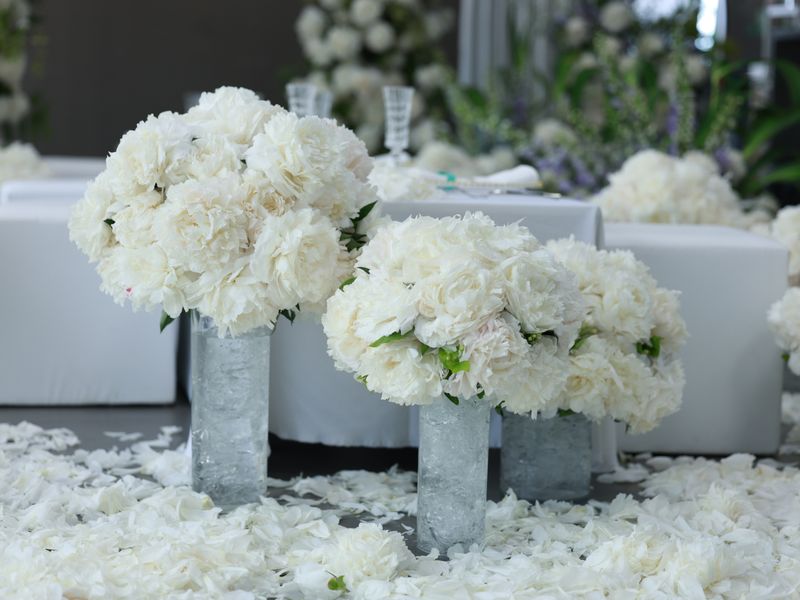 White floral wedding decoration setup