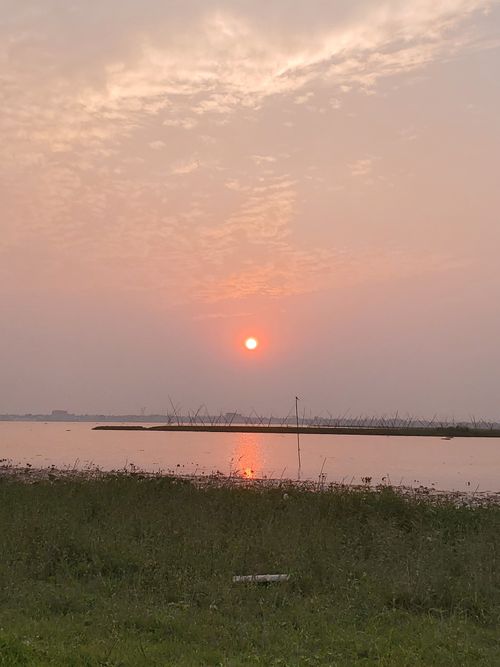 Free Sun set in the river Stock Photo