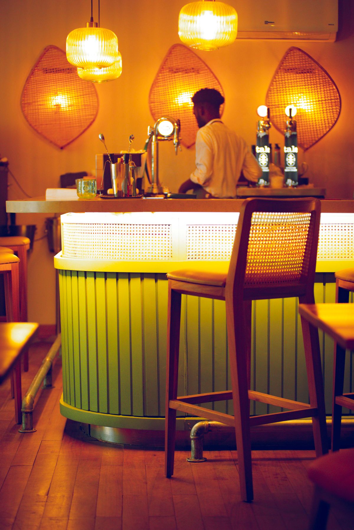 Thumbnail for Traditional Senegalese Restaurants in Dakar: Guide