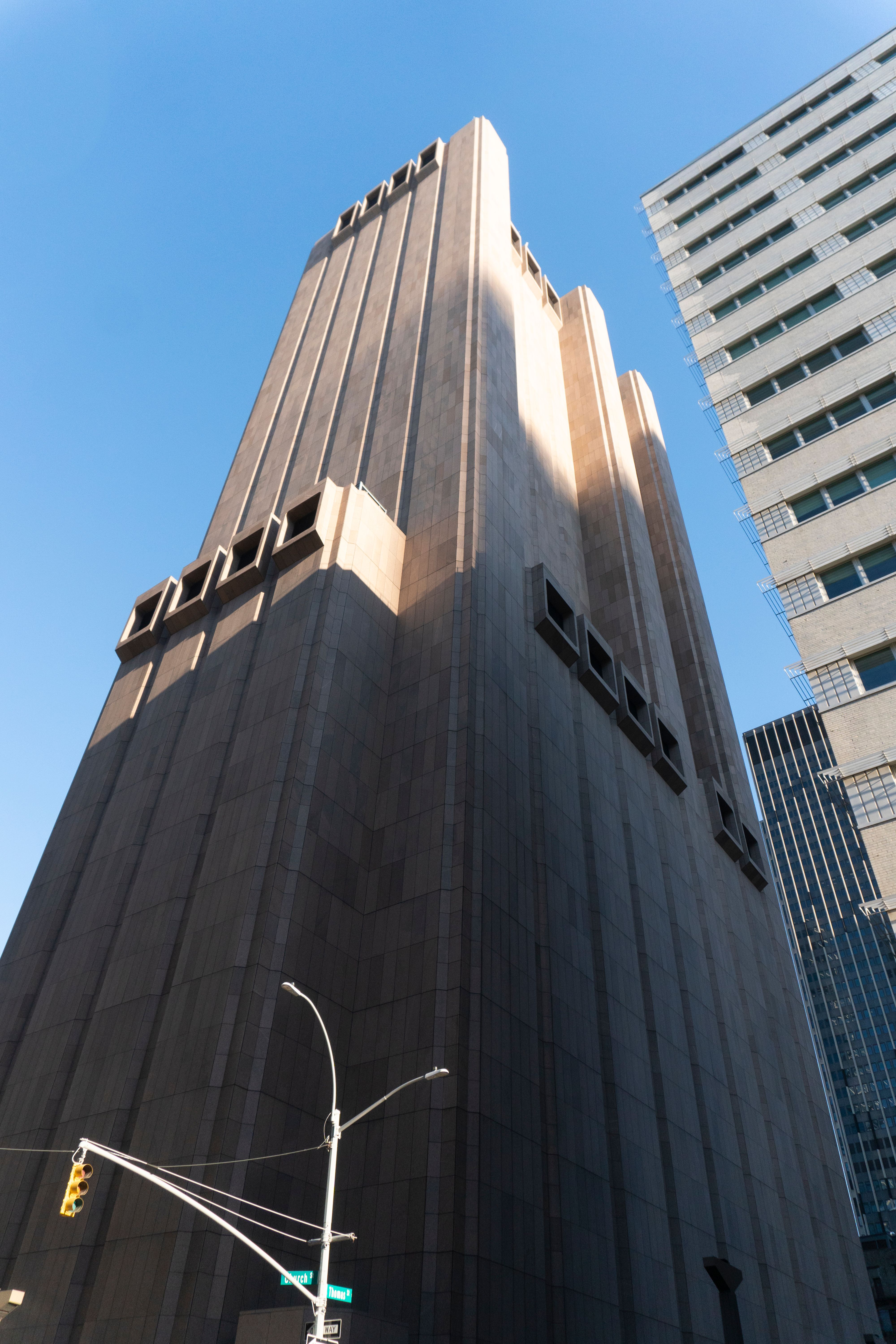 Monolithic Building in New York City Sky · Free Stock Photo