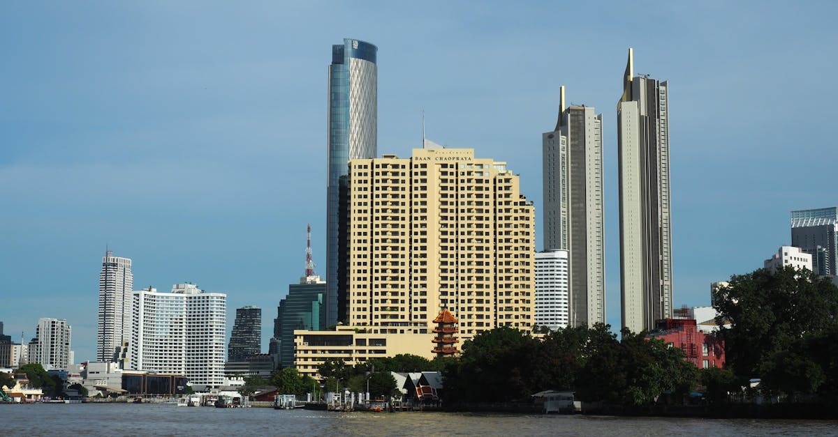 詹姆士無預警撤出 詹醬 副業 律師聲明 已無經營參與