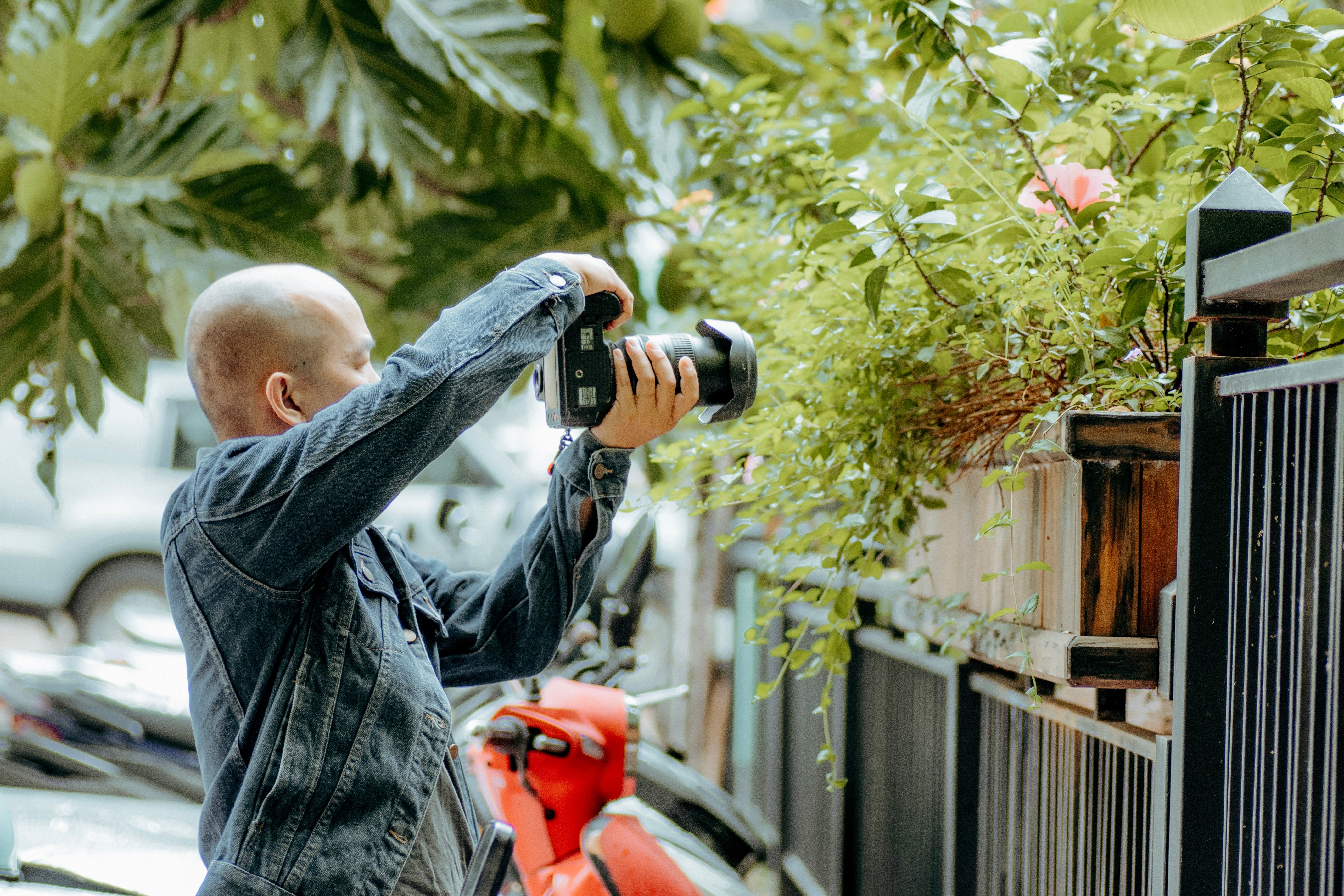 Master Your Camera: Top Online Photography Courses Canada