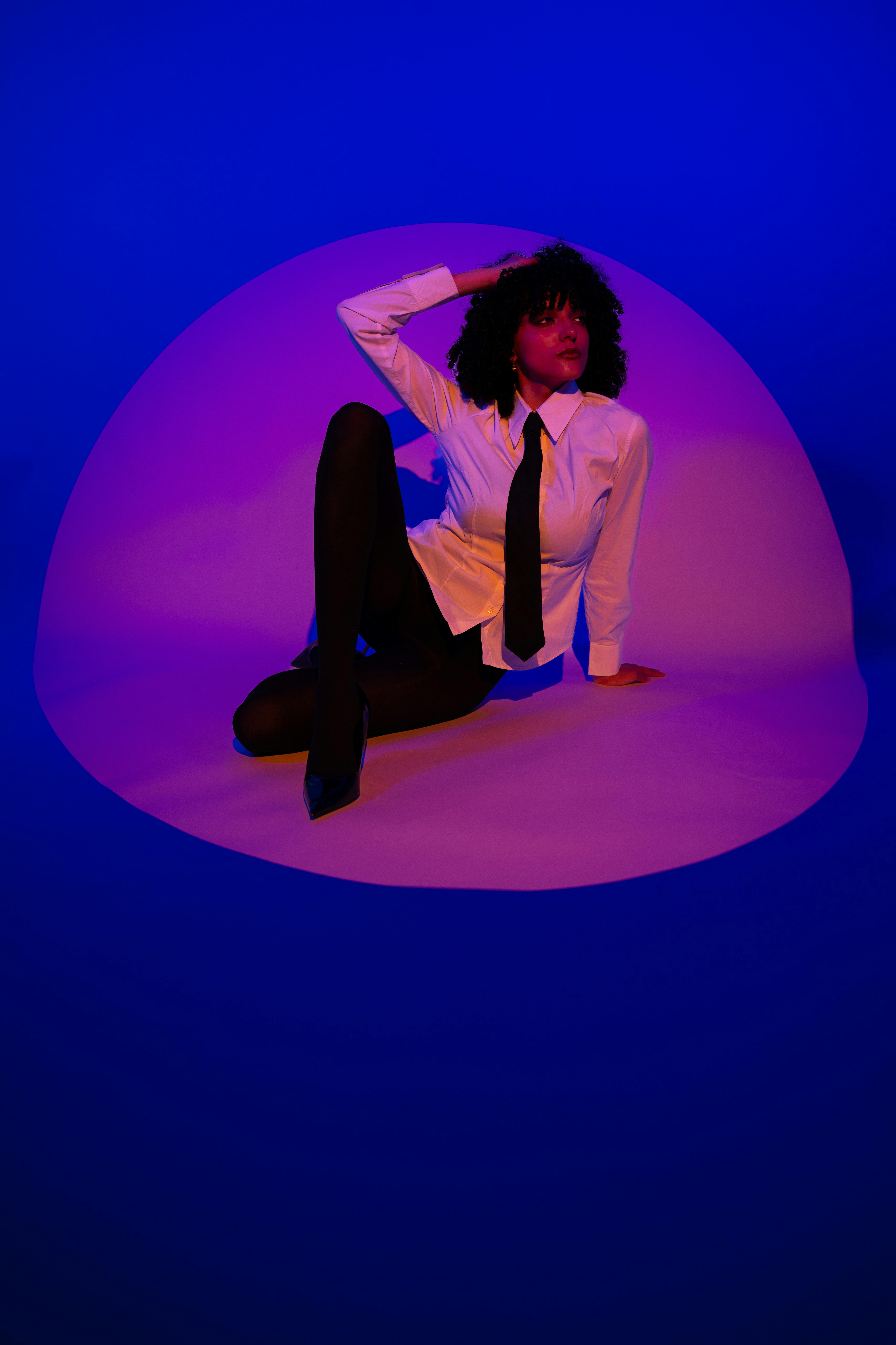 Ücretsiz açık portre, Avrupa, Beyaz elbise içeren Ücretsiz stok fotoğraf Stok Fotoğraflar