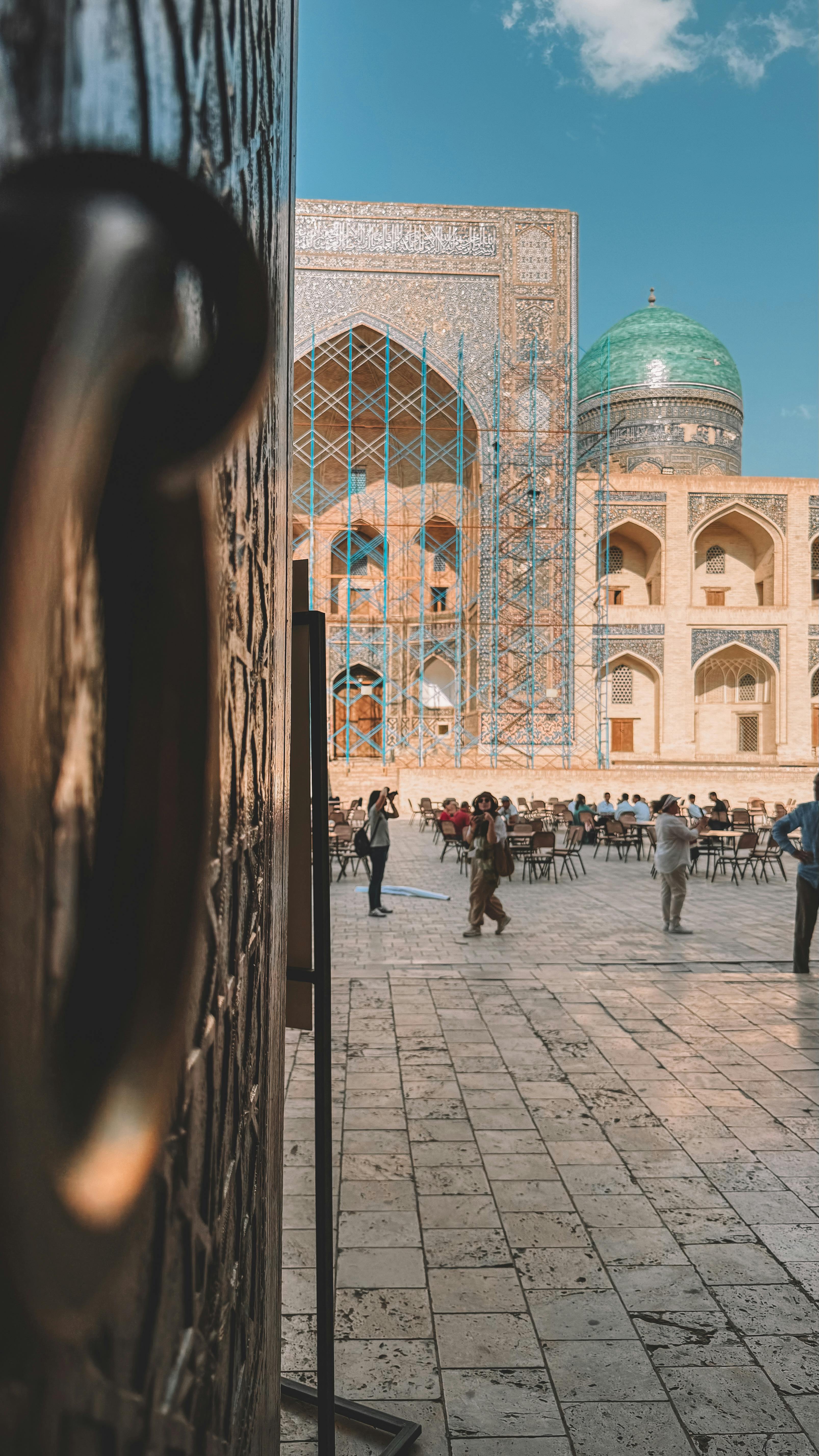 Abdulaziz Khan Madrassah