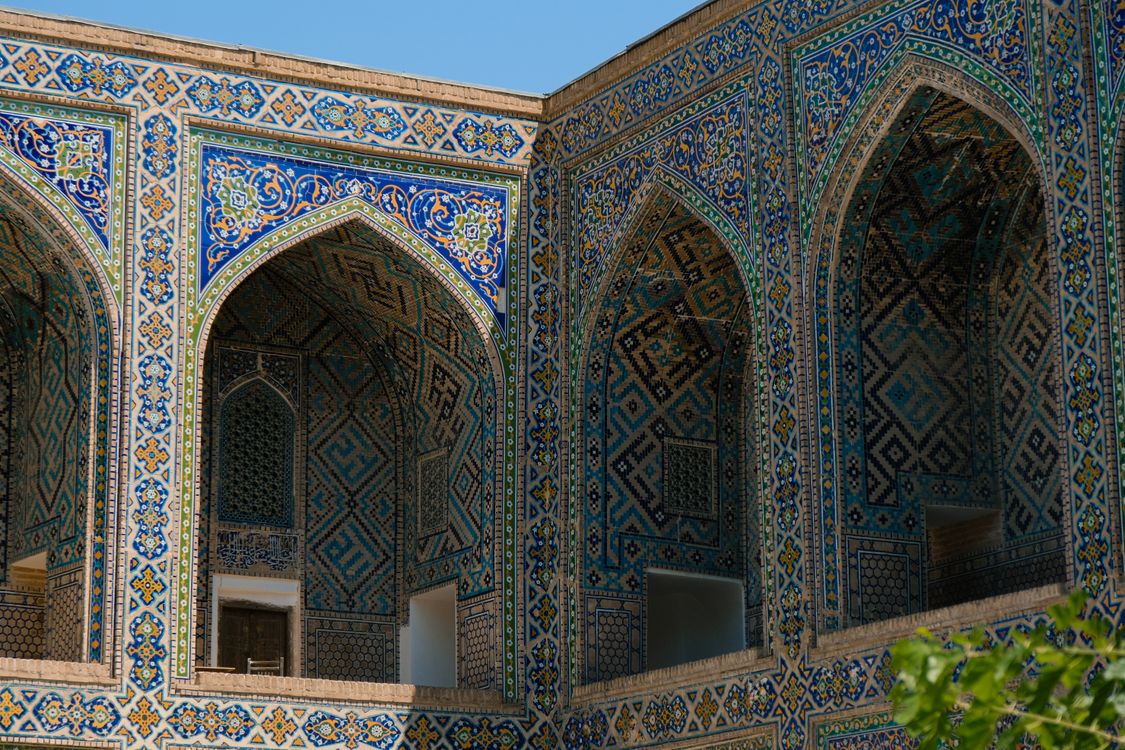 Islamic Tile Building Intricate Tile Patterns on Historic Islamic Architecture · Free Stock Photo