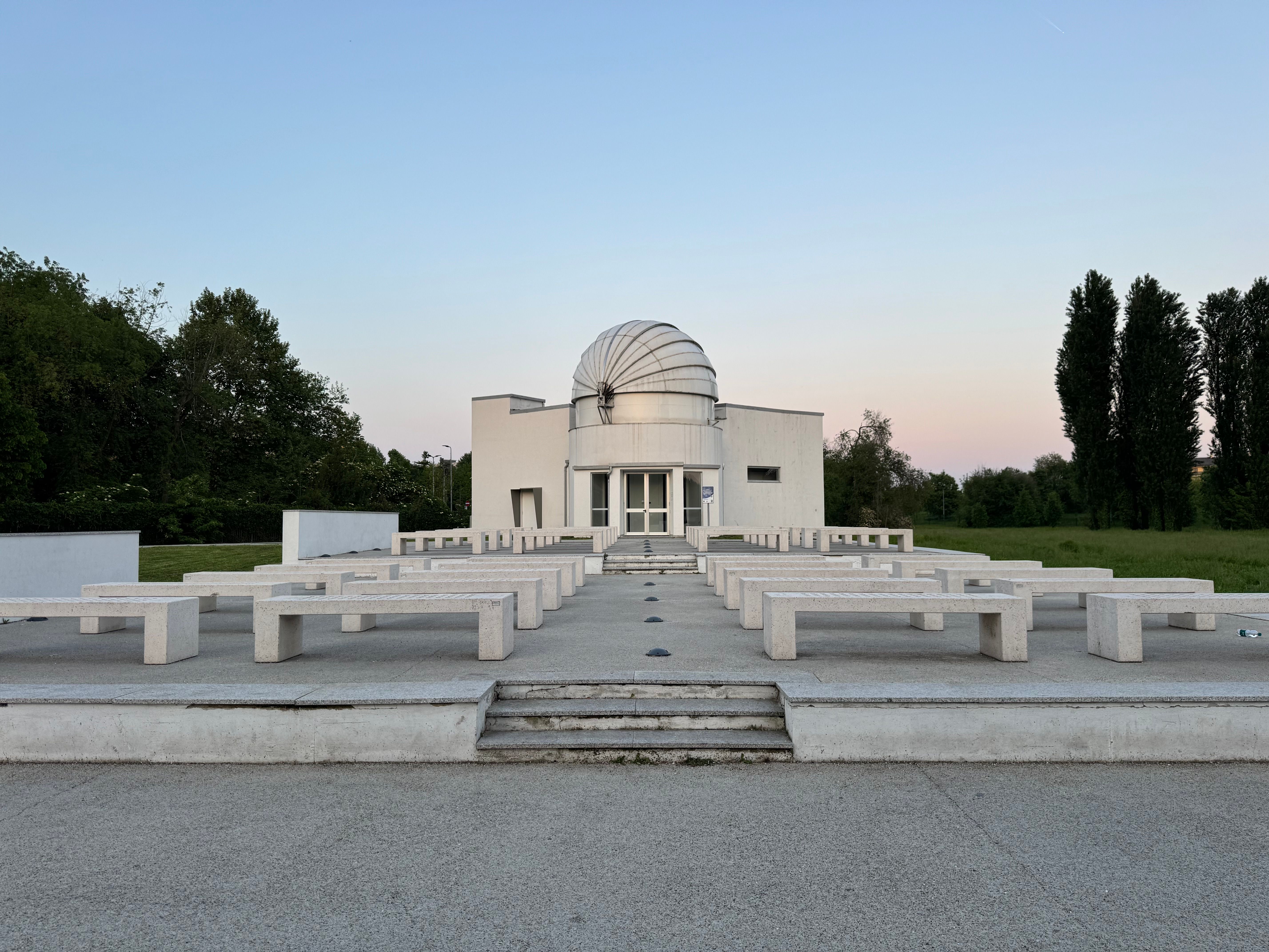 Jodrell Bank Observatory at risk of closure after key funder withdraws support