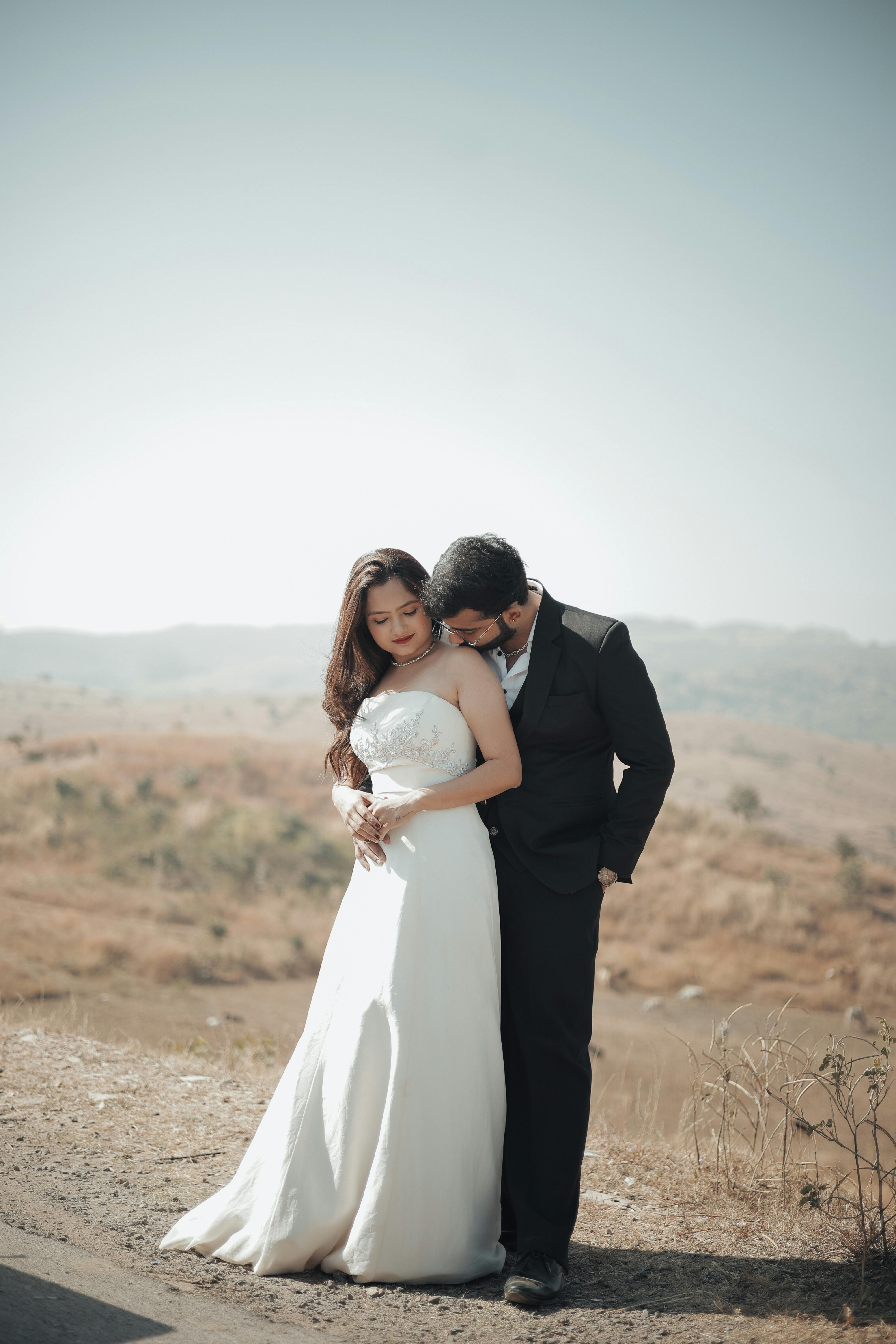 Inspirasi Tambahan: Akun Instagram Outfit Couple yang Wajib Kamu Follow!