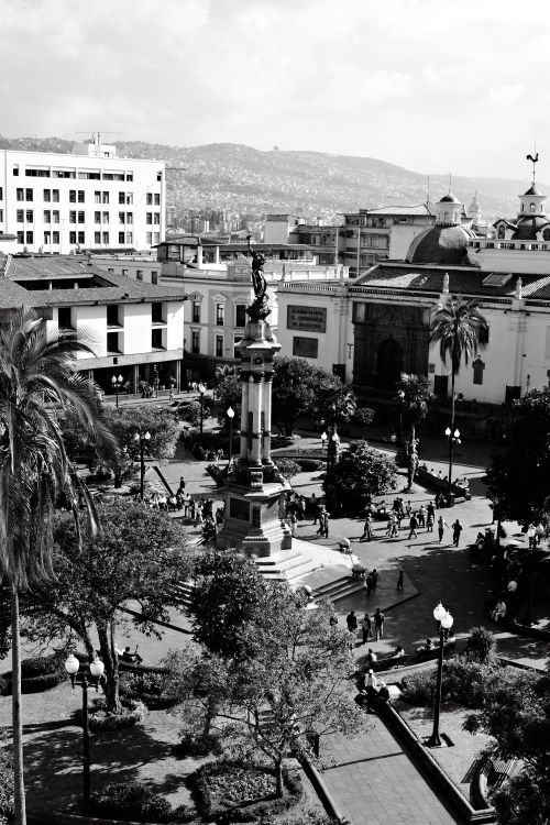 Free Black and white aerial shot of Independence Square in Quito, Ecuador, showcasing urban architecture and landmarks. Stock Photo