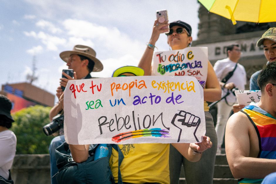 Semn de solidaritate pentru eroii ce salvează vieți pe 14 iunie