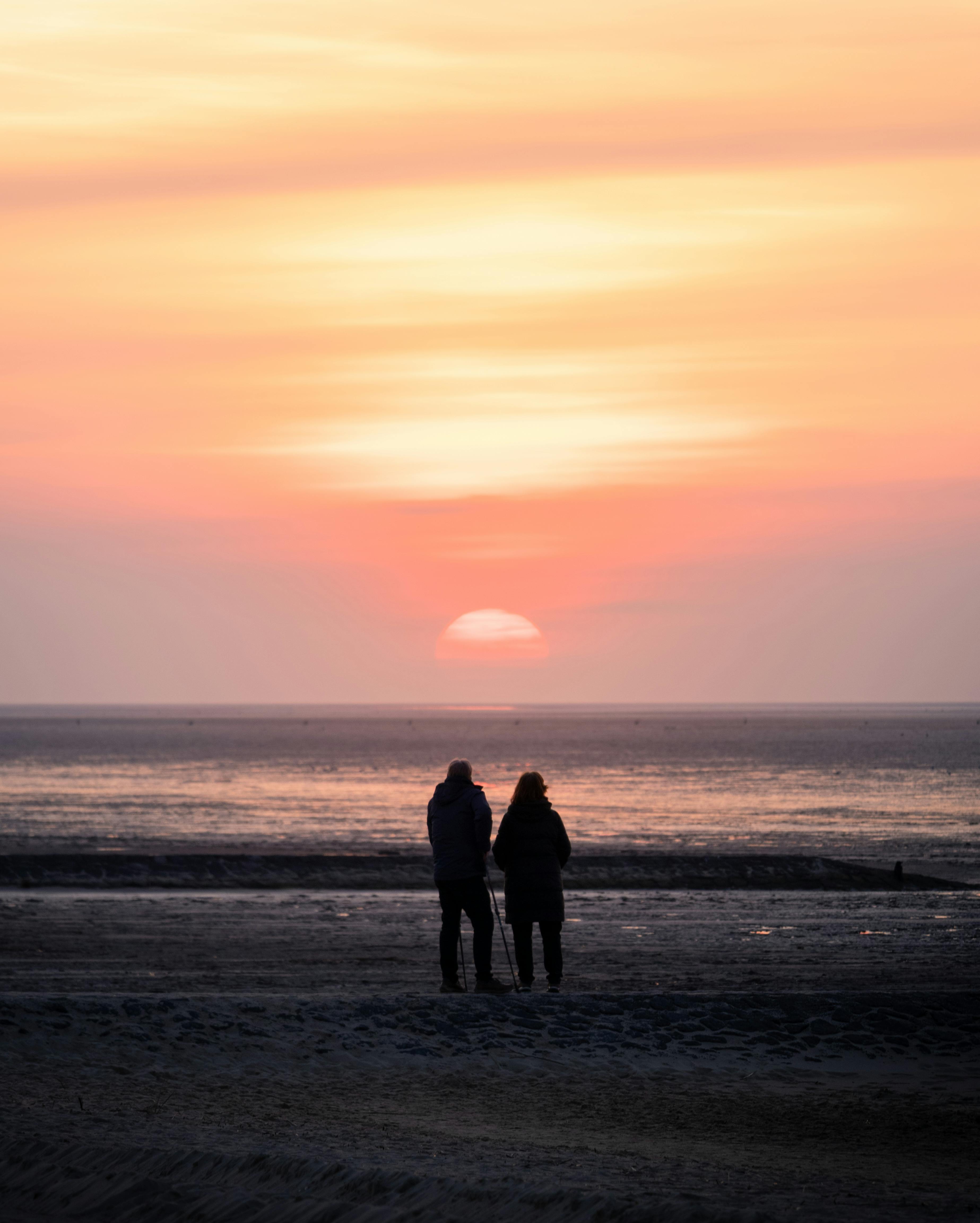 Specific Romantic Getaway Recommendations in Europe