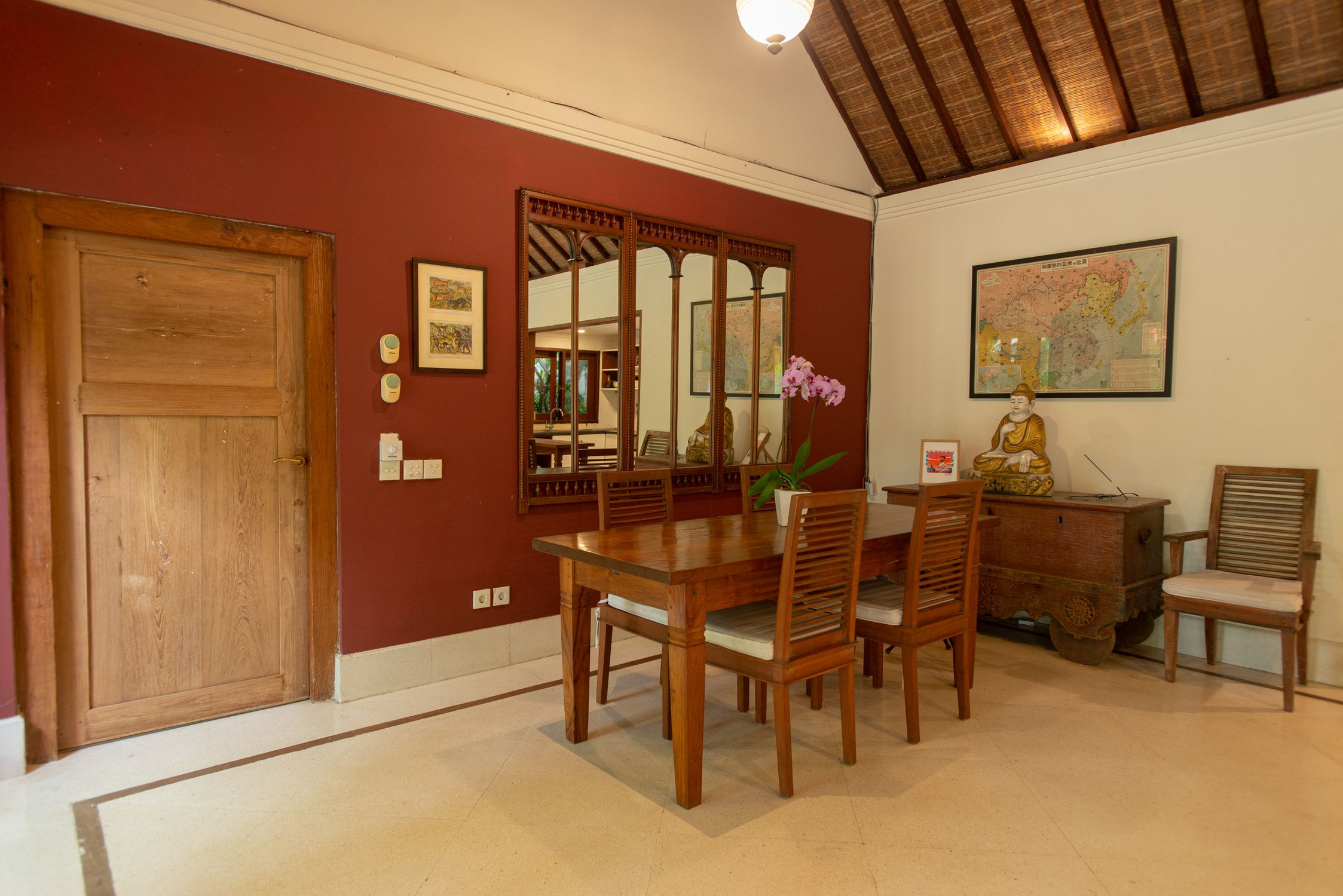 Elegant Balinese Interior Dining Room Design · Free Stock Photo