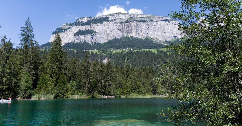 Lac autour de moi : Top 15 lacs proches à découvrir