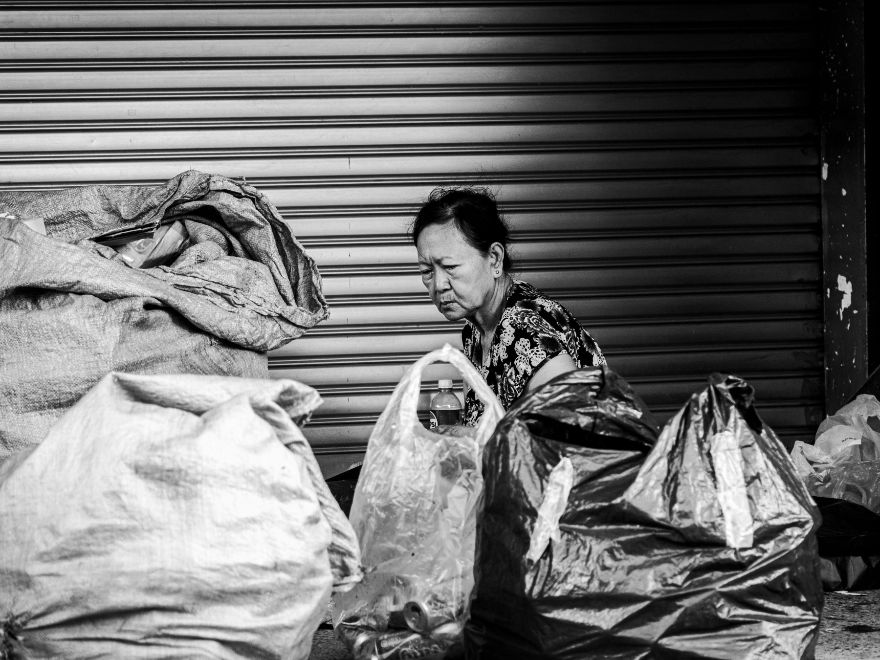 Caernarfon — professional packers wrapping and boxing belongings