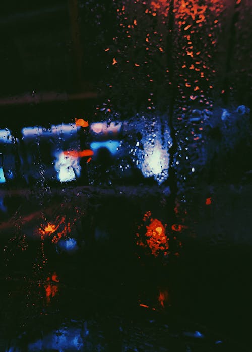 Ingyenes stockfotó éjszaka, esik az eső, eső témában