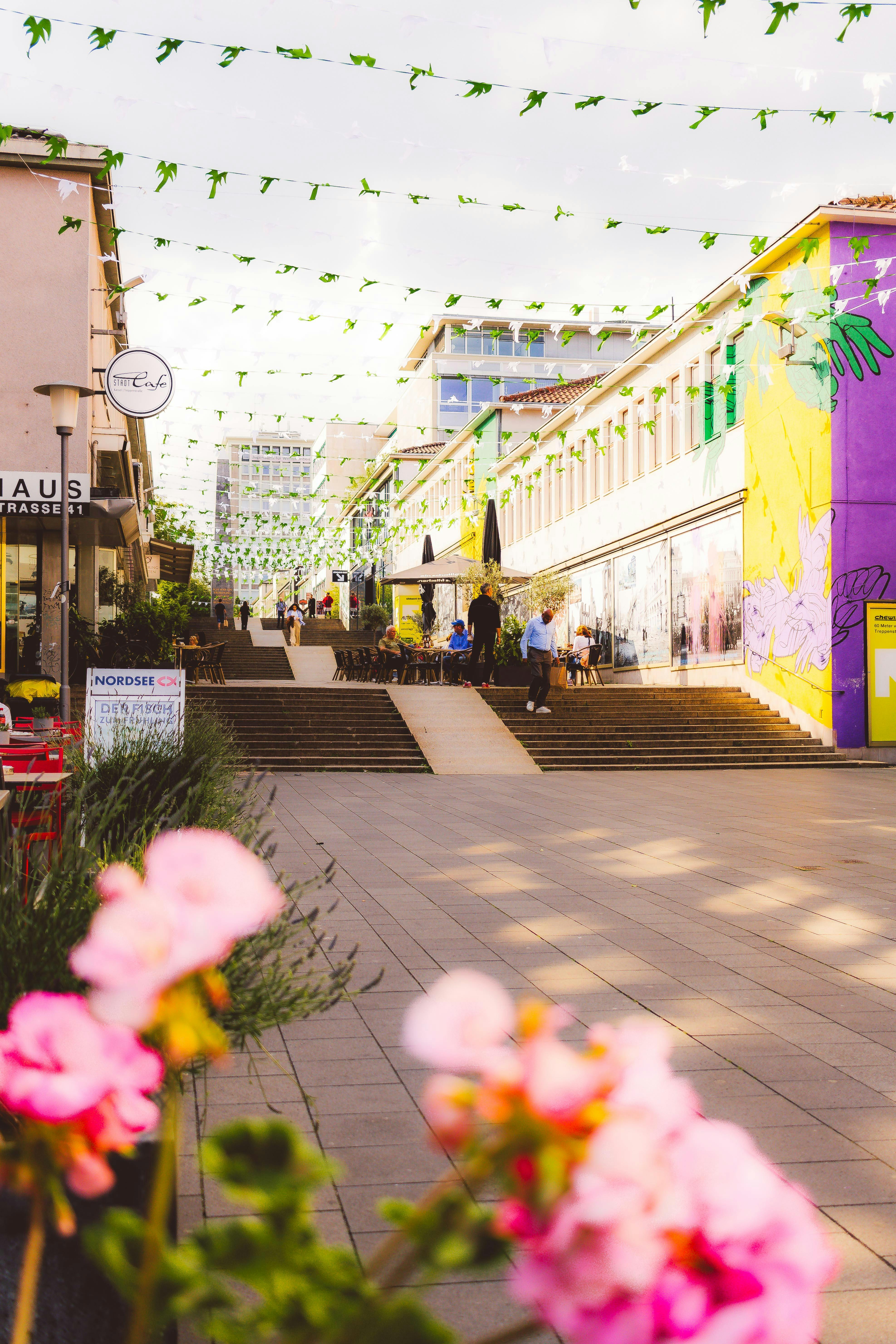 Essential Phrases for Shopping and Dining