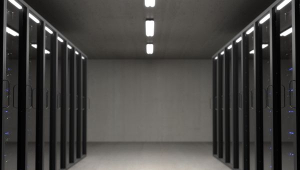 VPS vs Shared Hosting: When Should You Upgrade?