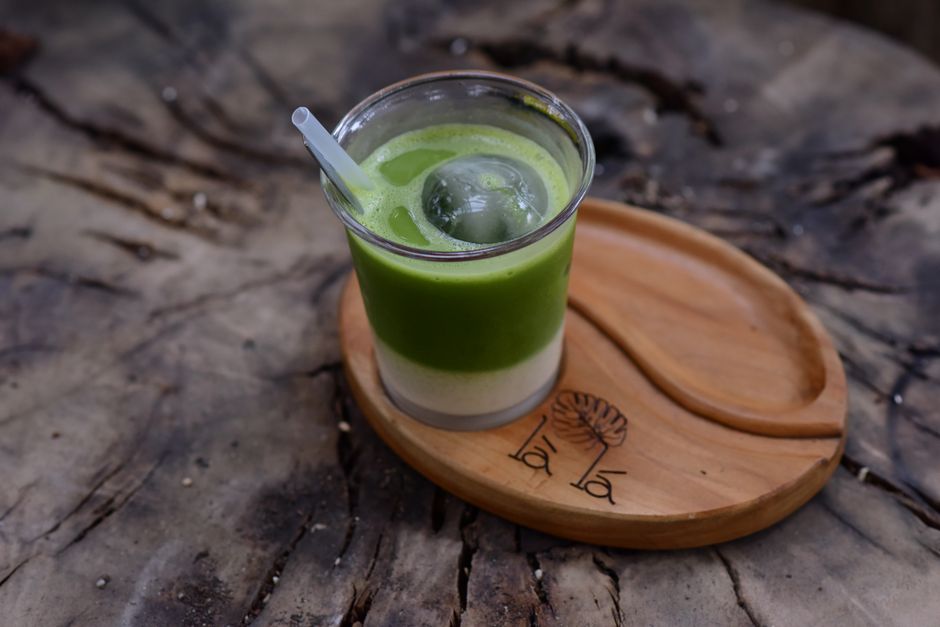 matcha latte home whisk ratio oat milk recipe
