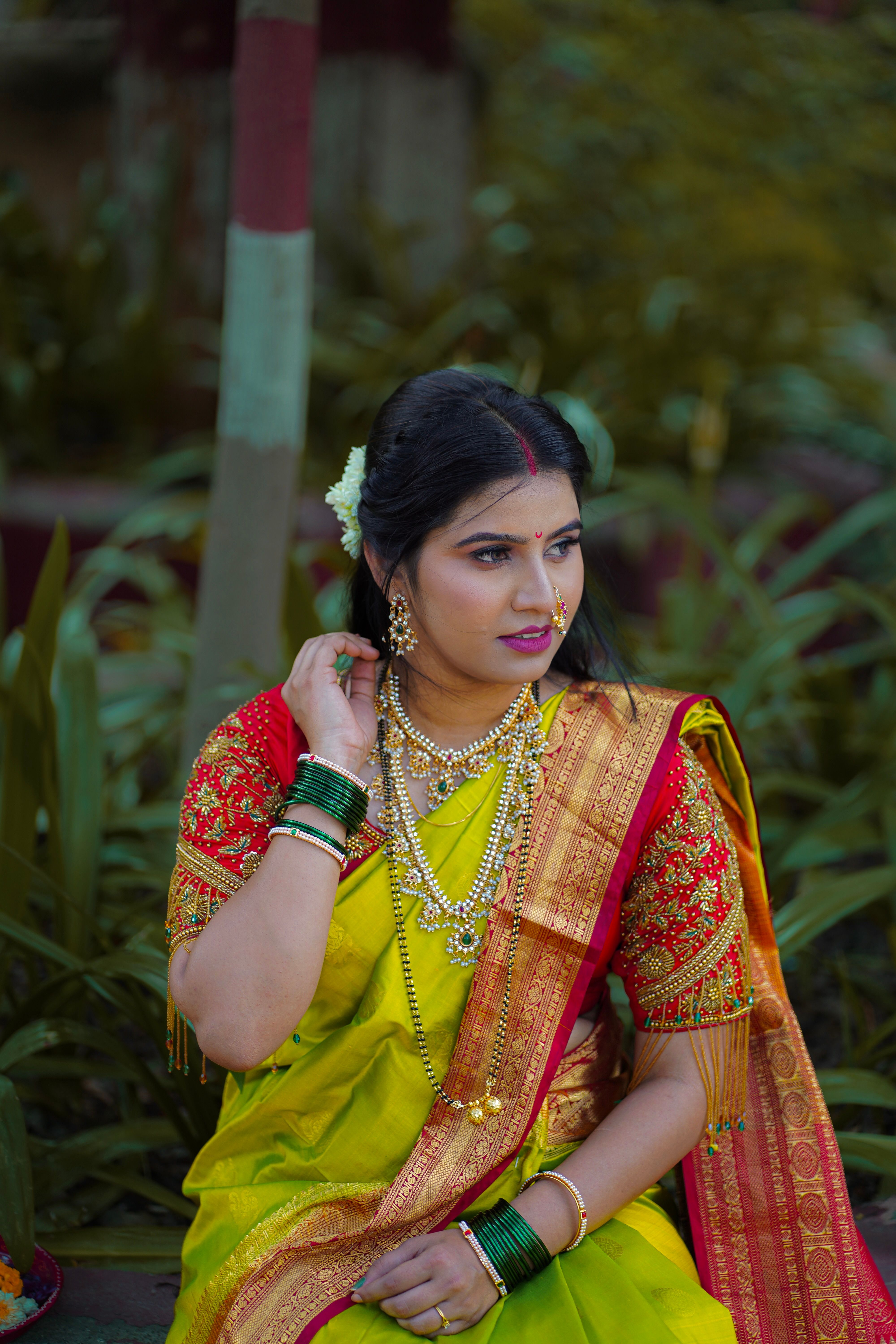 Traditional Indian Woman in Saree Holding Pooja Thali · Free Stock Photo