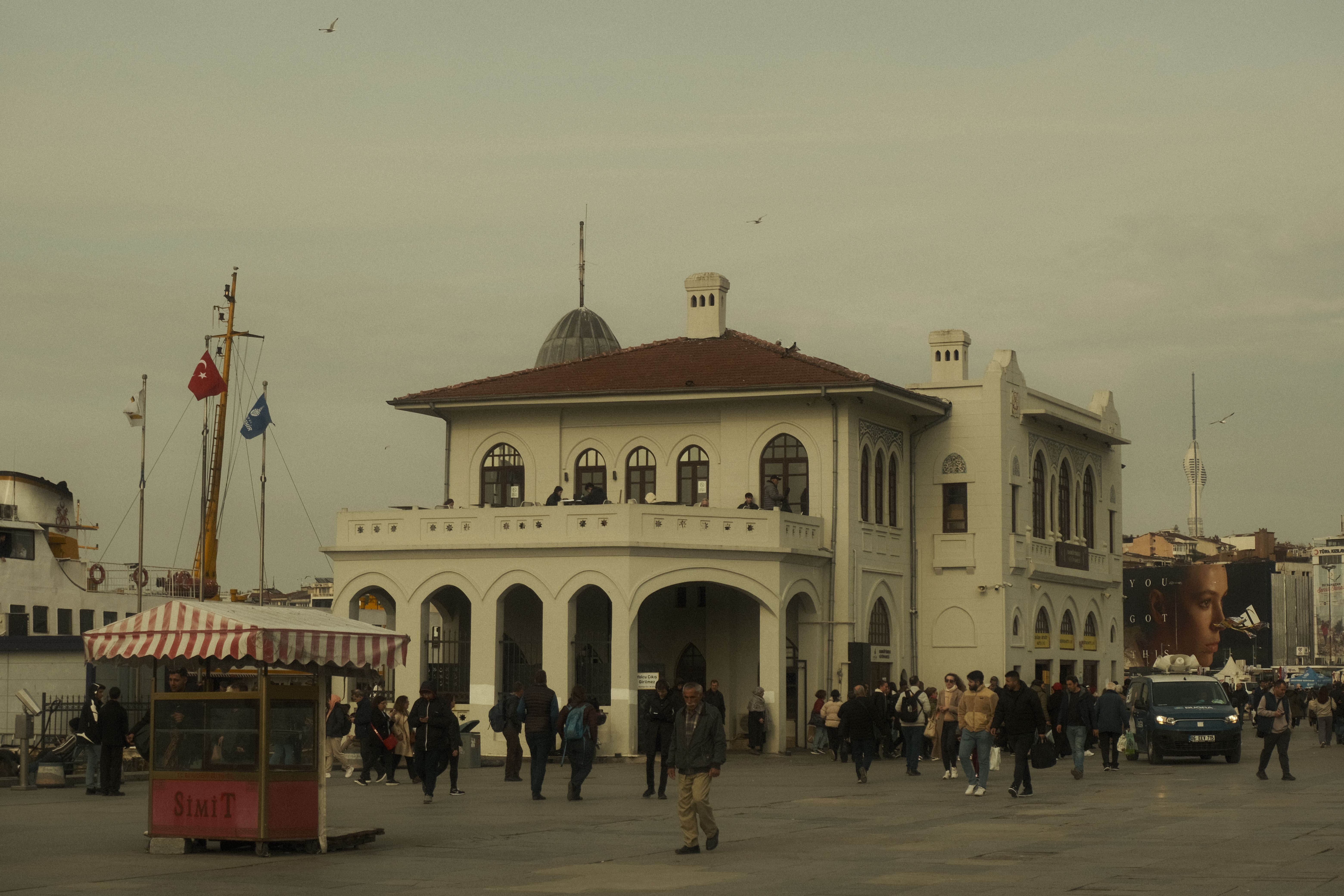 Kadıköy Square (İskele Meydanı)