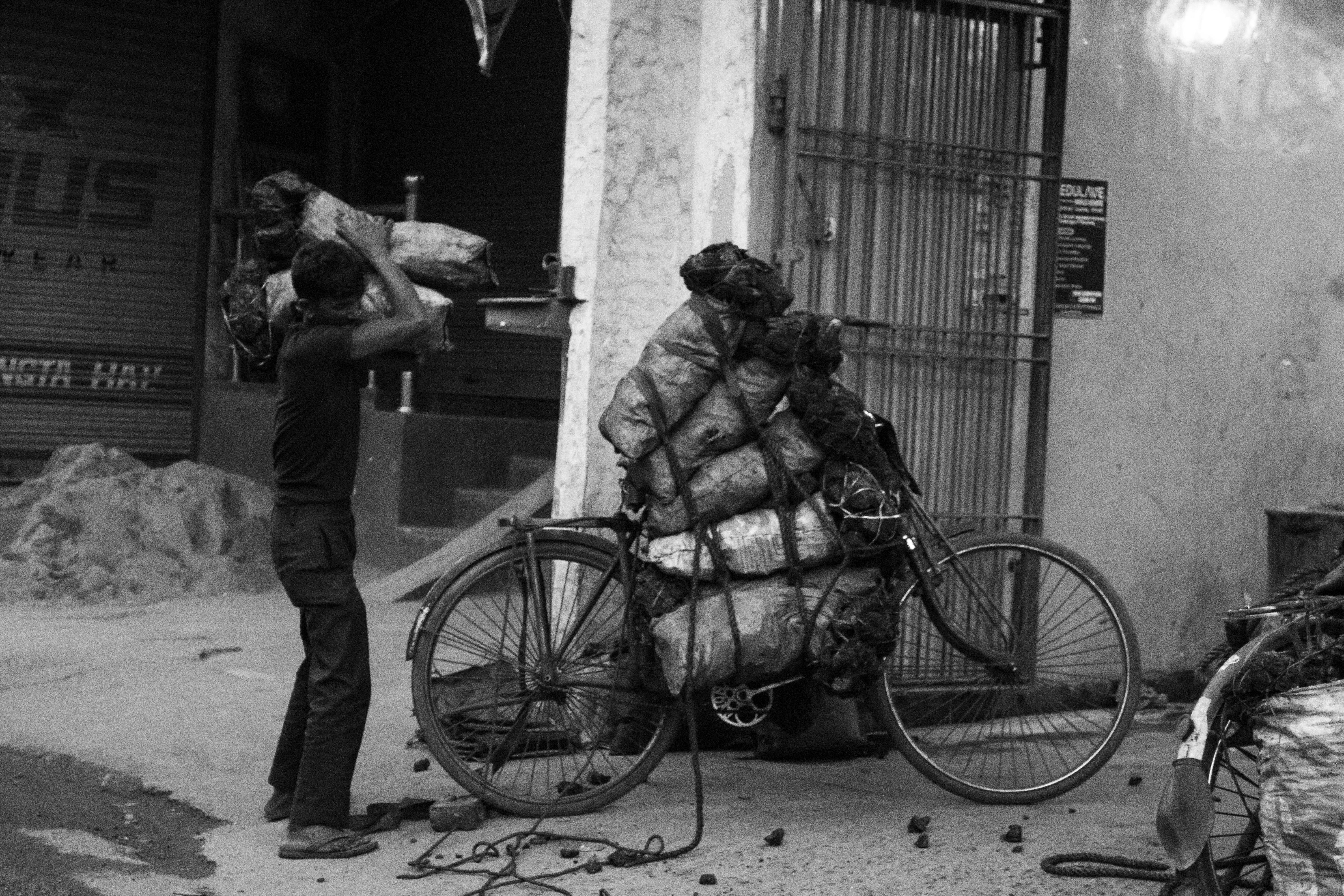 Breaking Free from Monotony: Adding Variety to Your Delivery Style