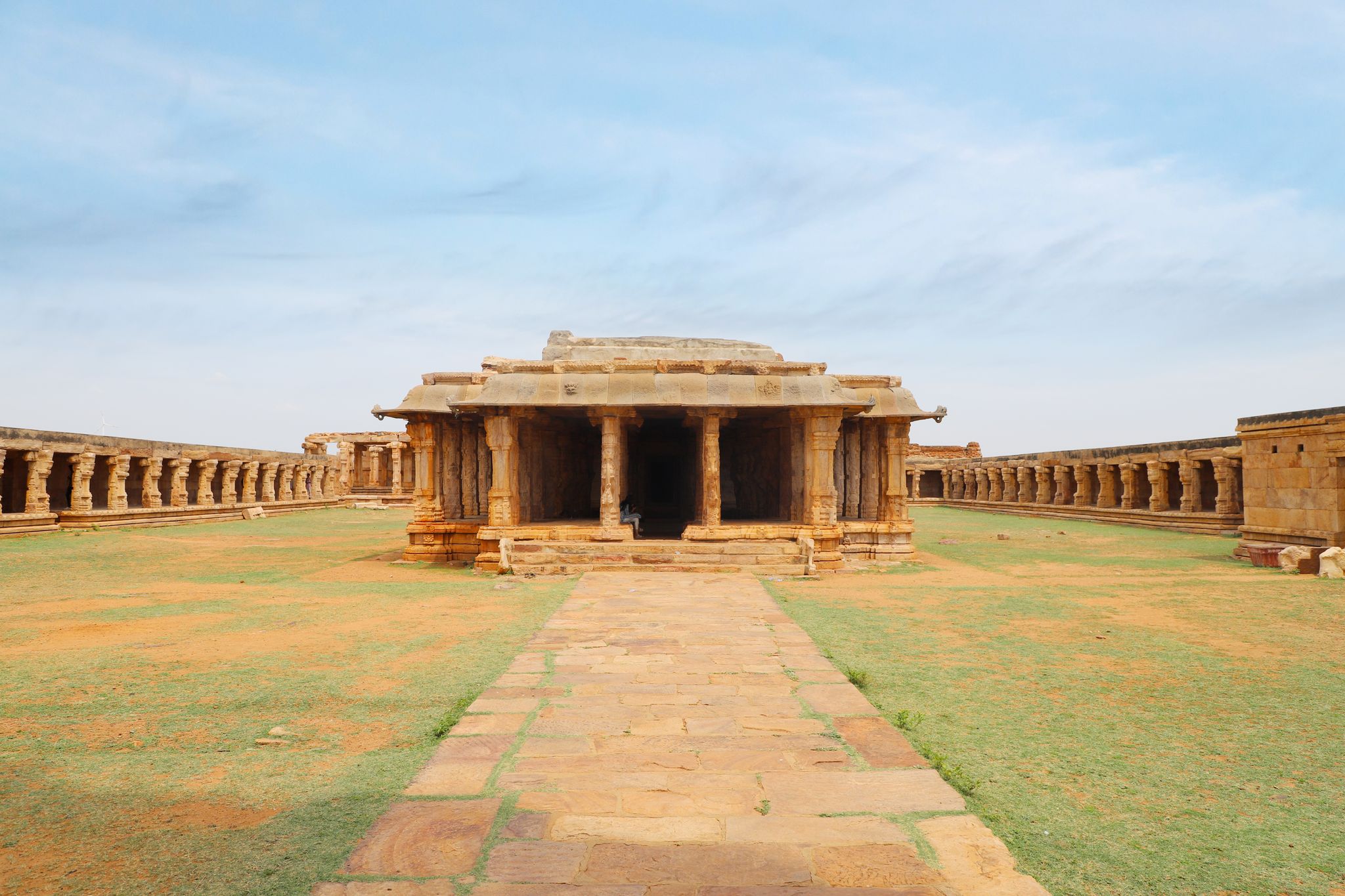 Hall of a Thousand Pillars