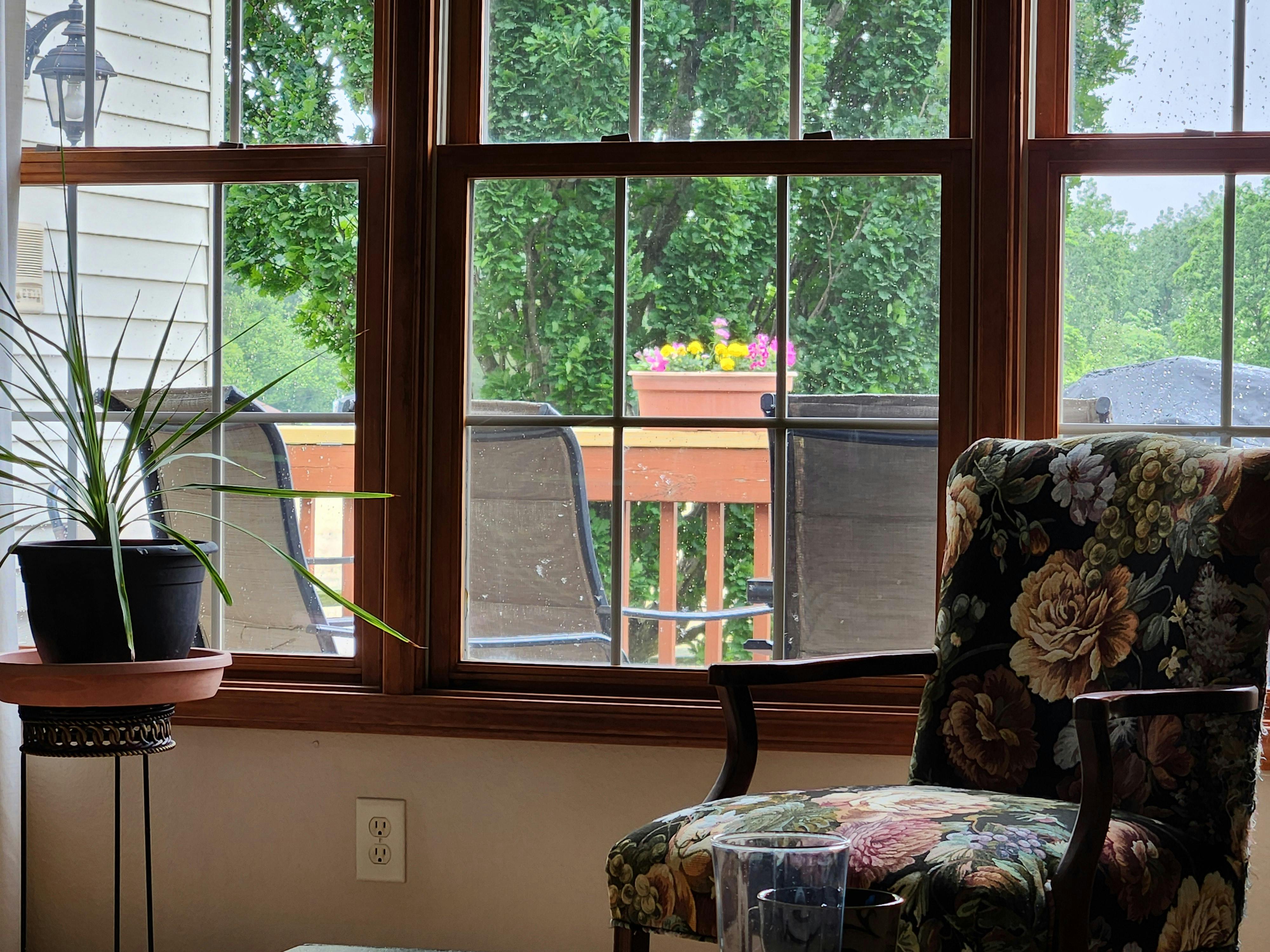 Give your home a spring reset for less than $100 with these DIY home improvement projects — Photo by Paul Harrington on Pexel