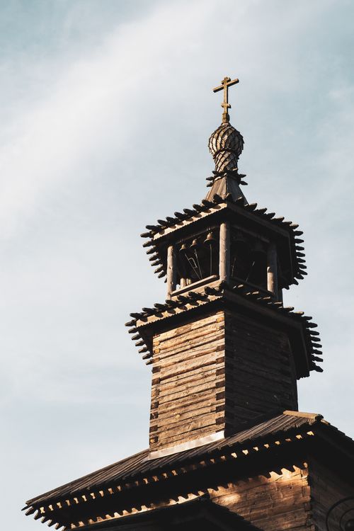 Free Close-up of a wooden Orthodox church tower in Kaluga Oblast, Russia, highlighting traditional architecture. Stock Photo