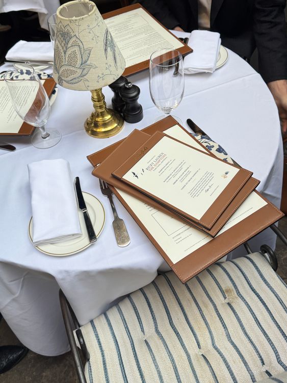 Elegant Restaurant Table Setup with Menus · Free Stock Photo