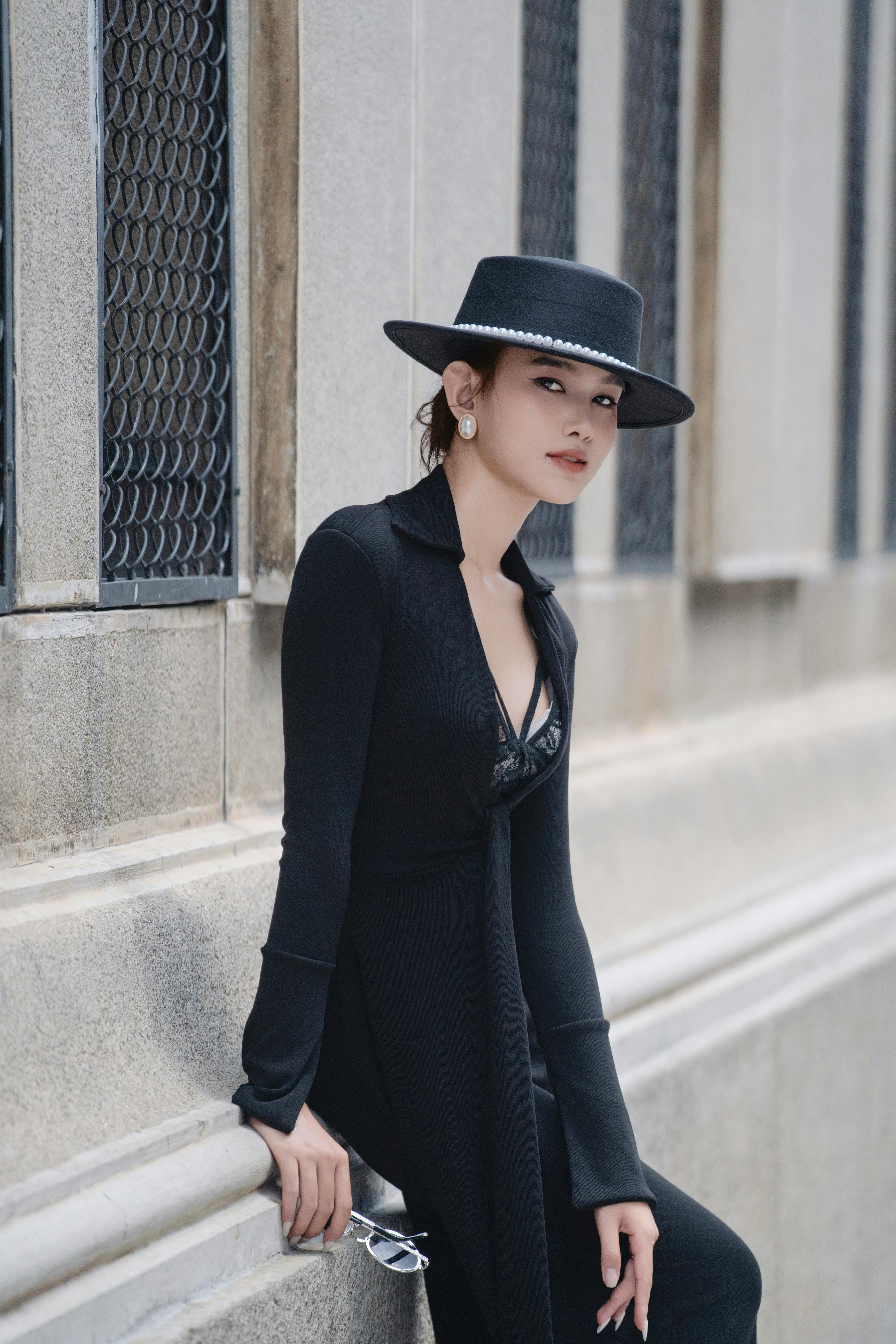 Batik in Modern Fashion: A Timeless Trend