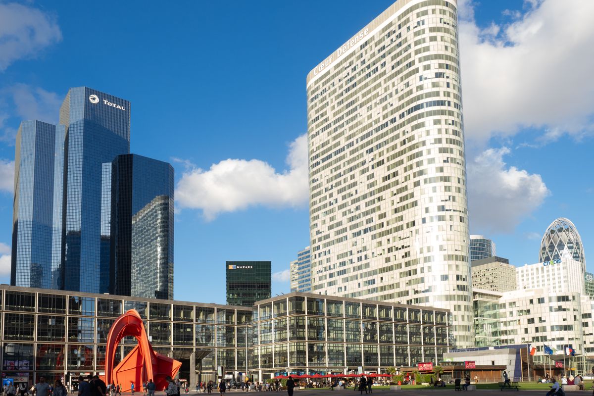 Domiciliation d'entreprise : les options possibles - 3. Louer ou acheter un local dédié à l'entreprise
