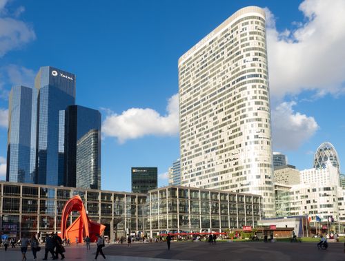 Free Skyline of La Défense, Paris featuring modern skyscrapers and urban design. Stock Photo