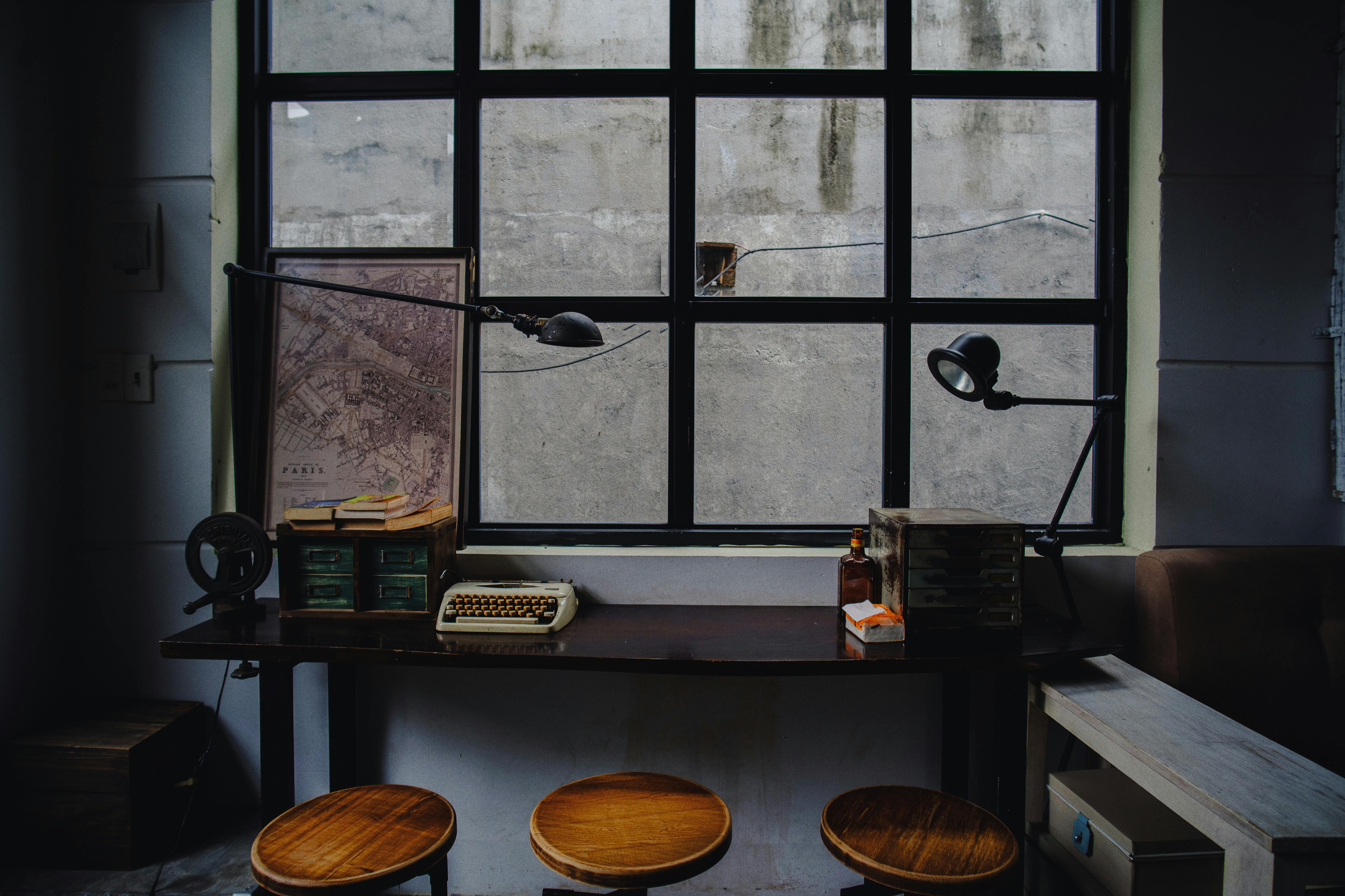 Aromatic Nostalgia: Rediscovering the Past Through Fragrances