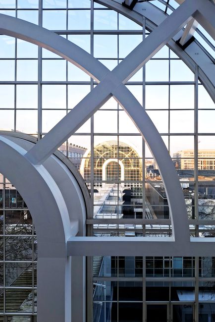 The Mighty Main: Why Frankfurt? The Mighty Main: Why Frankfurt?