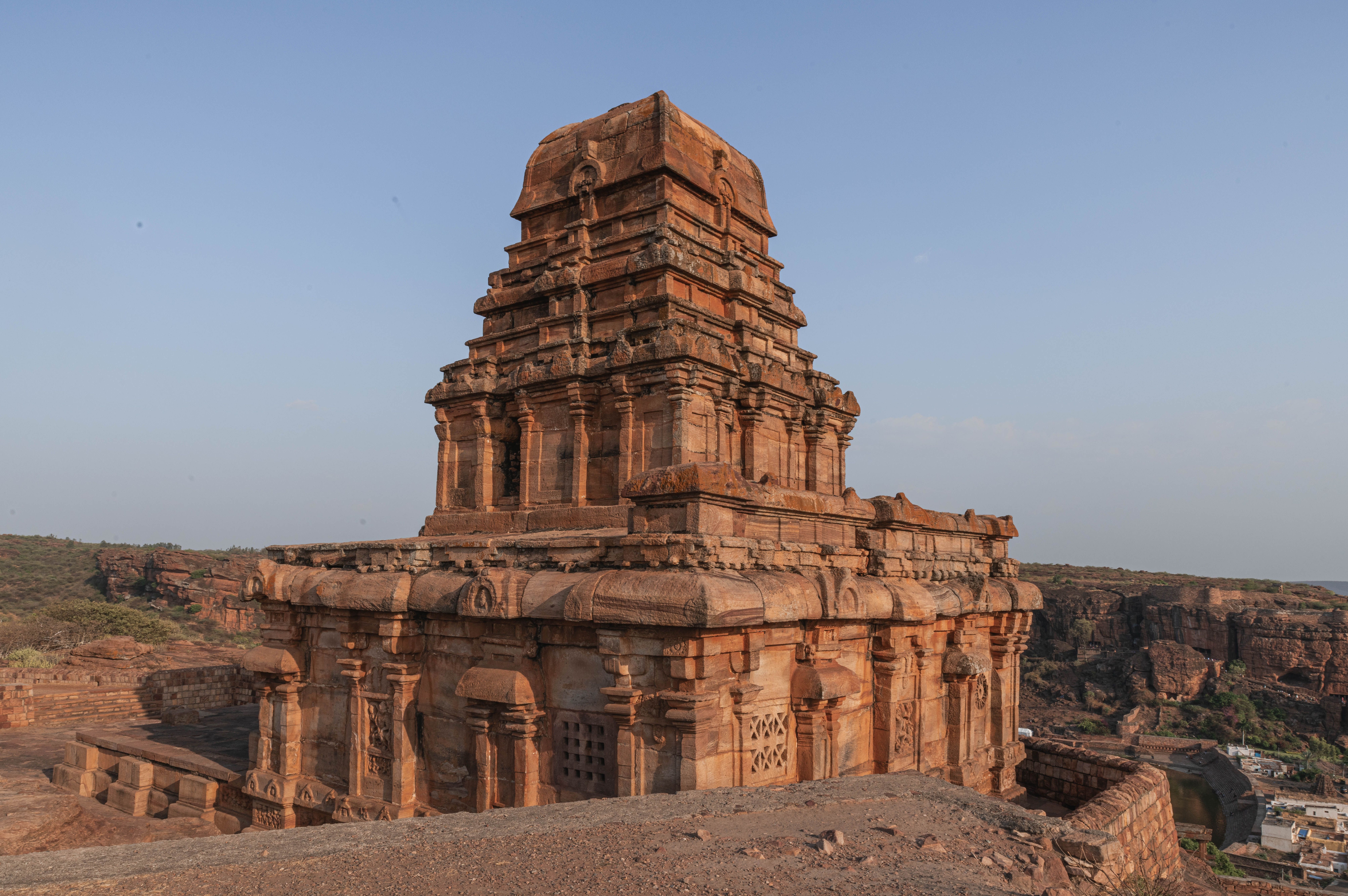 Where to Stay in Badami: Complete Area Guide