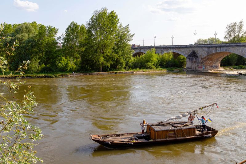 Gabare ride on the Loire