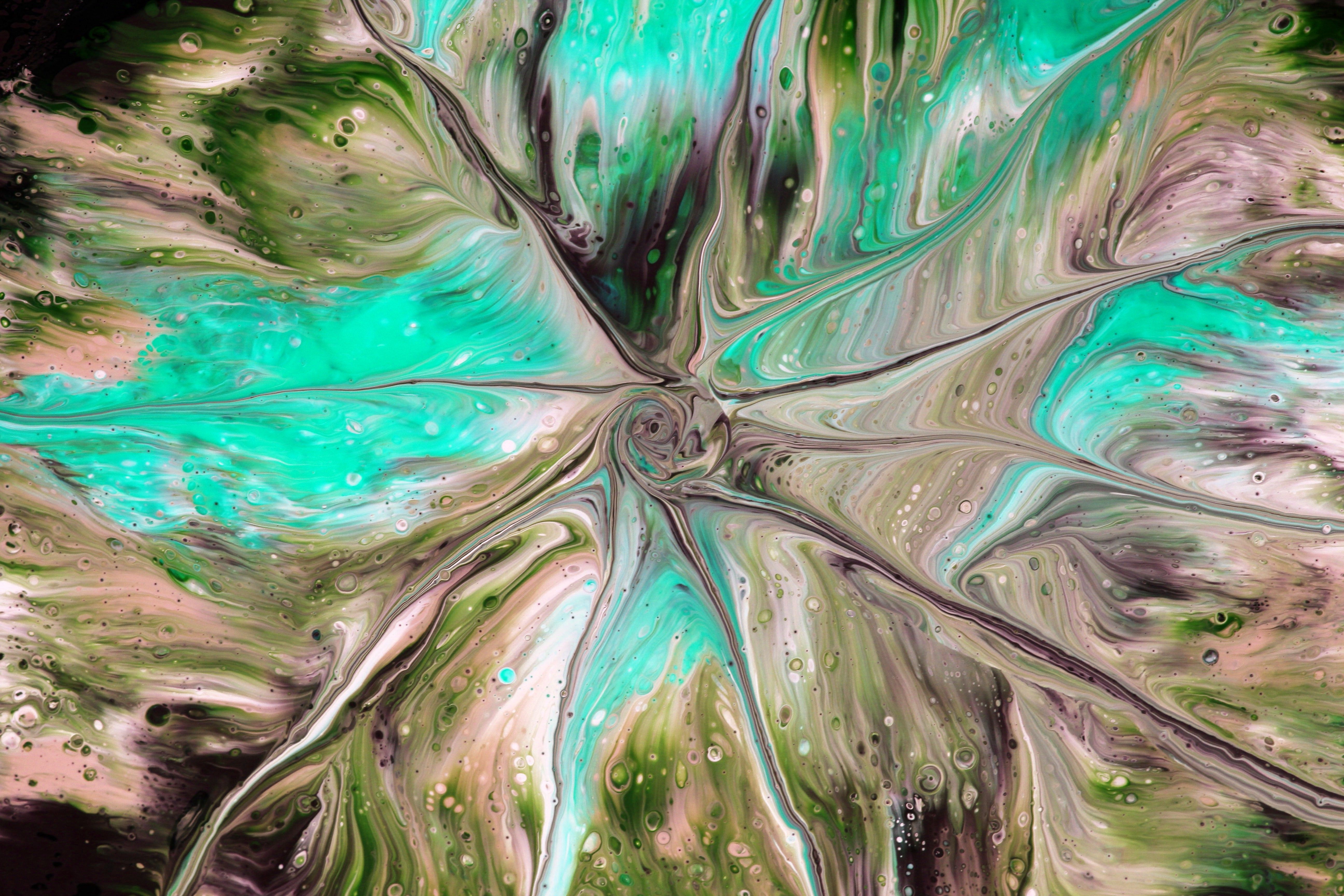 Abstract Fluid Art with Bright Teal Swirls · Free Stock Photo
