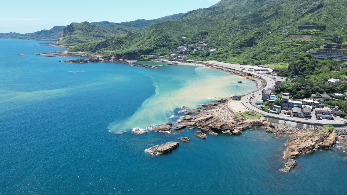 Marvel at Heping Island Geopark