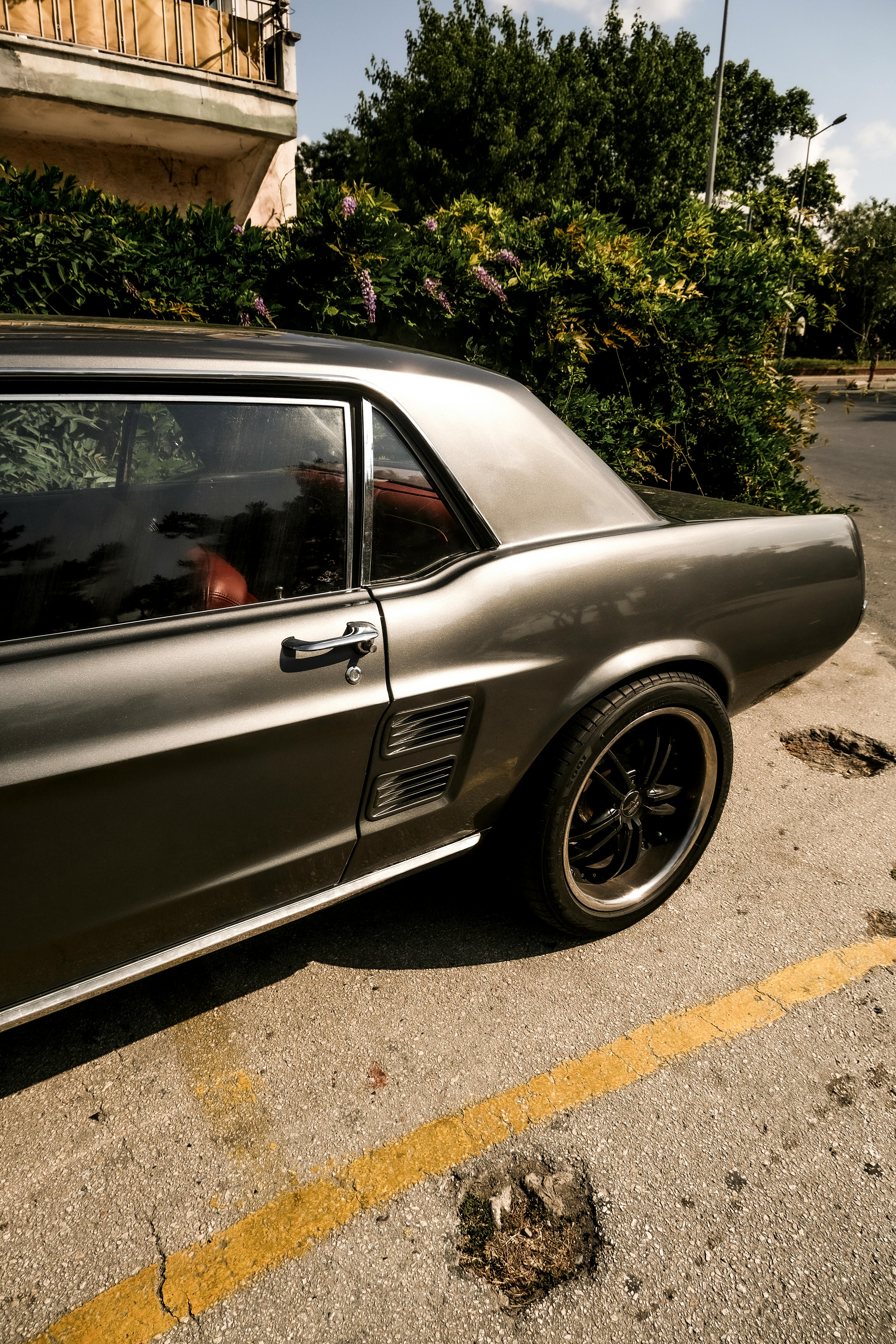 Cristian Stanciu, patronul FEG, ignoră regulile de parcare în Iași, în ciuda nepăsării Poliției Locale