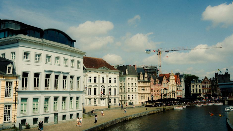 Promenade à vélo le long du canal Bruges-Gand vers Bruges