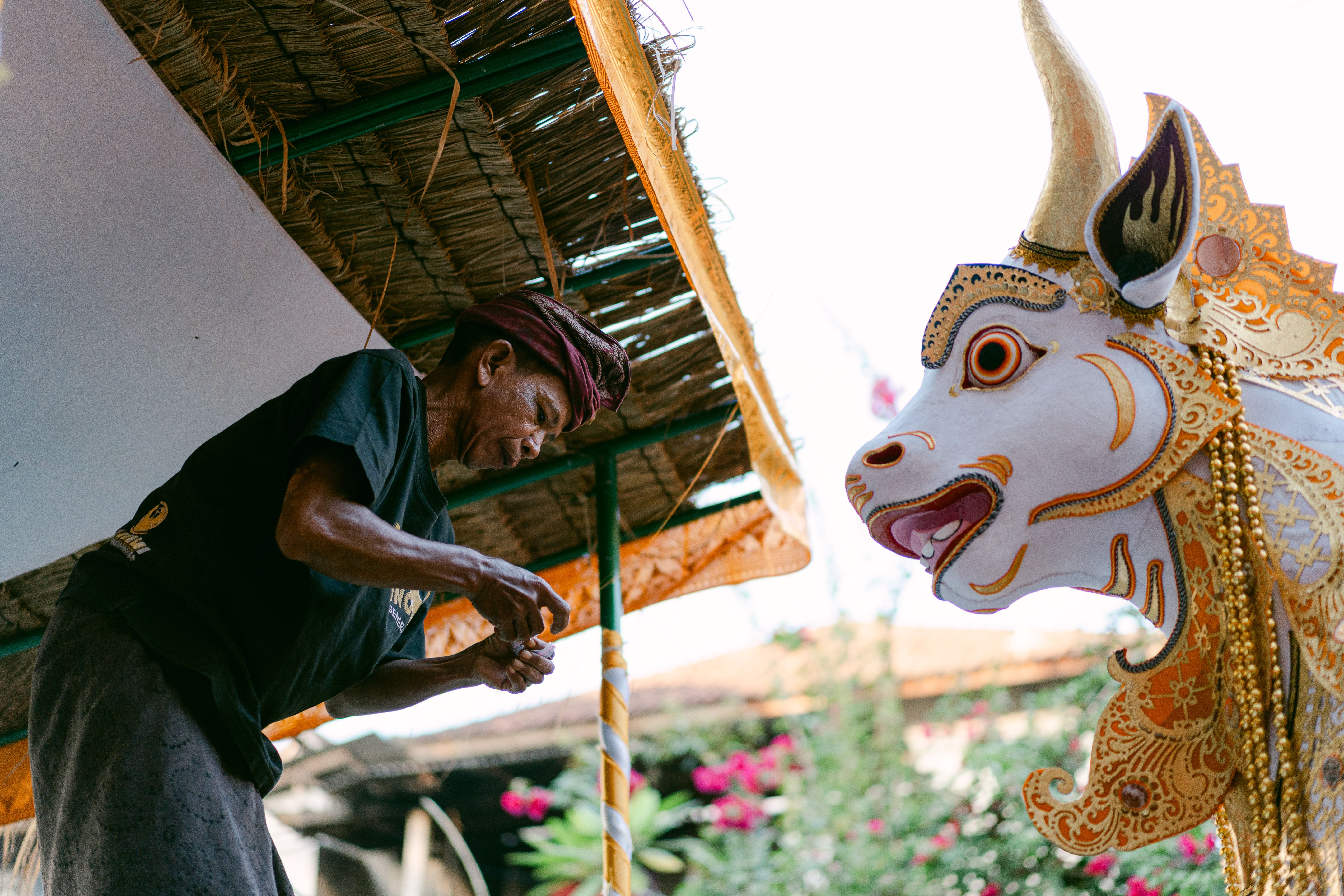 Balinese Ceremony with Traditional Garuda Mask · Free Stock Photo