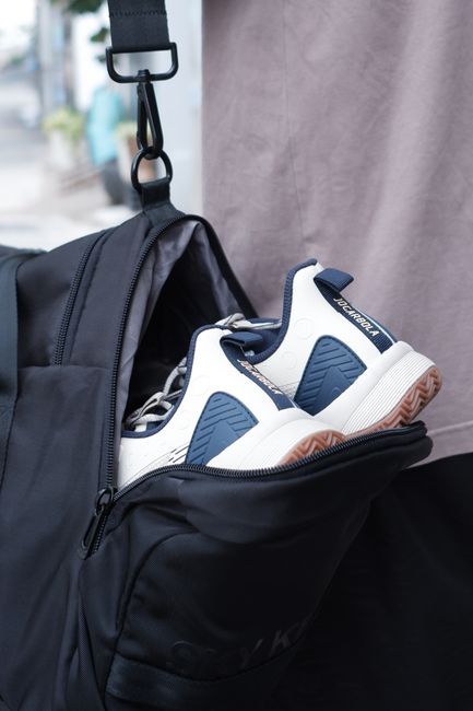 Using Shoe Bags and Wrappers for Easy Identification