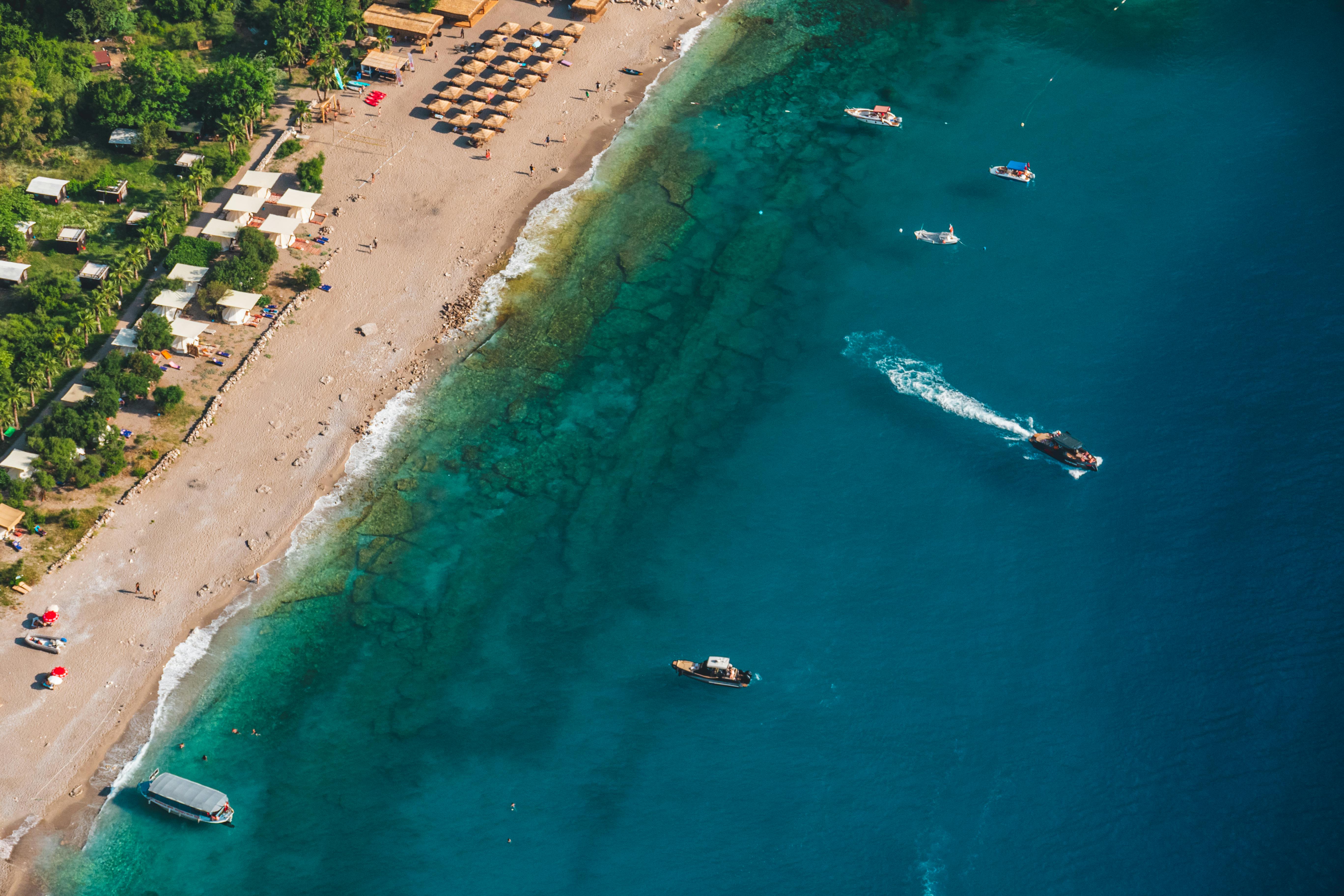 general travel agency — Photo by Emre Ayata on Pexels