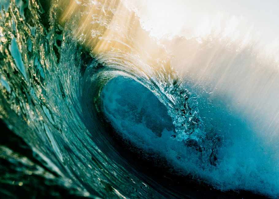 Surfing Bingin: A Wave for the Experienced Surfing Bingin: A Wave for the Experienced