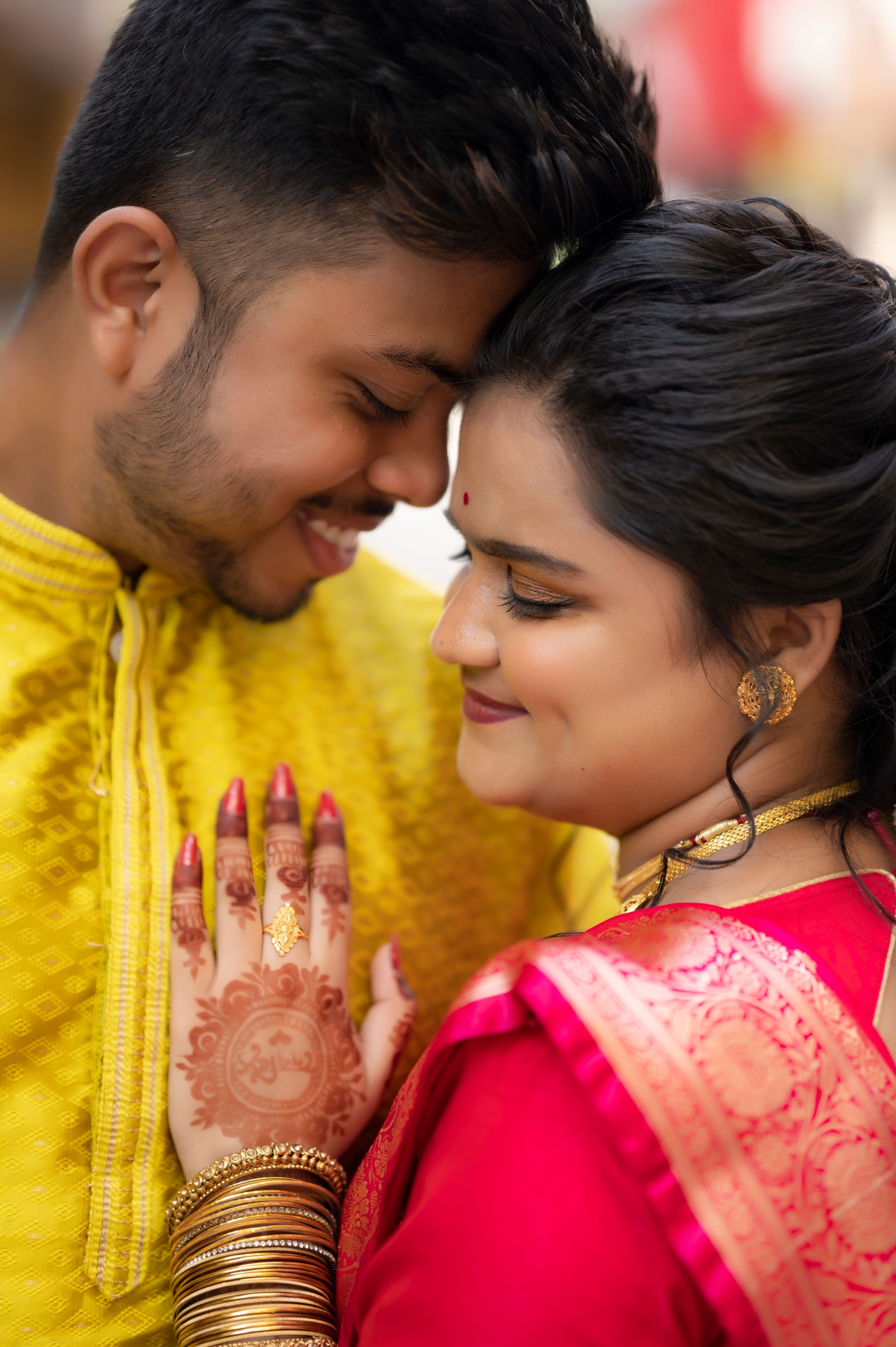 Romantic Couple in Traditional Indian Attire · Free Stock Photo