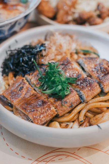 grilled eel rice bowl