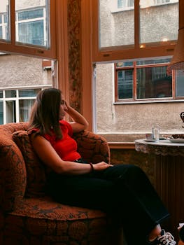 Chief Minister announces financial assistance for those affected by the Khandwa tragedy.  Relief aid for Khandwa victims.